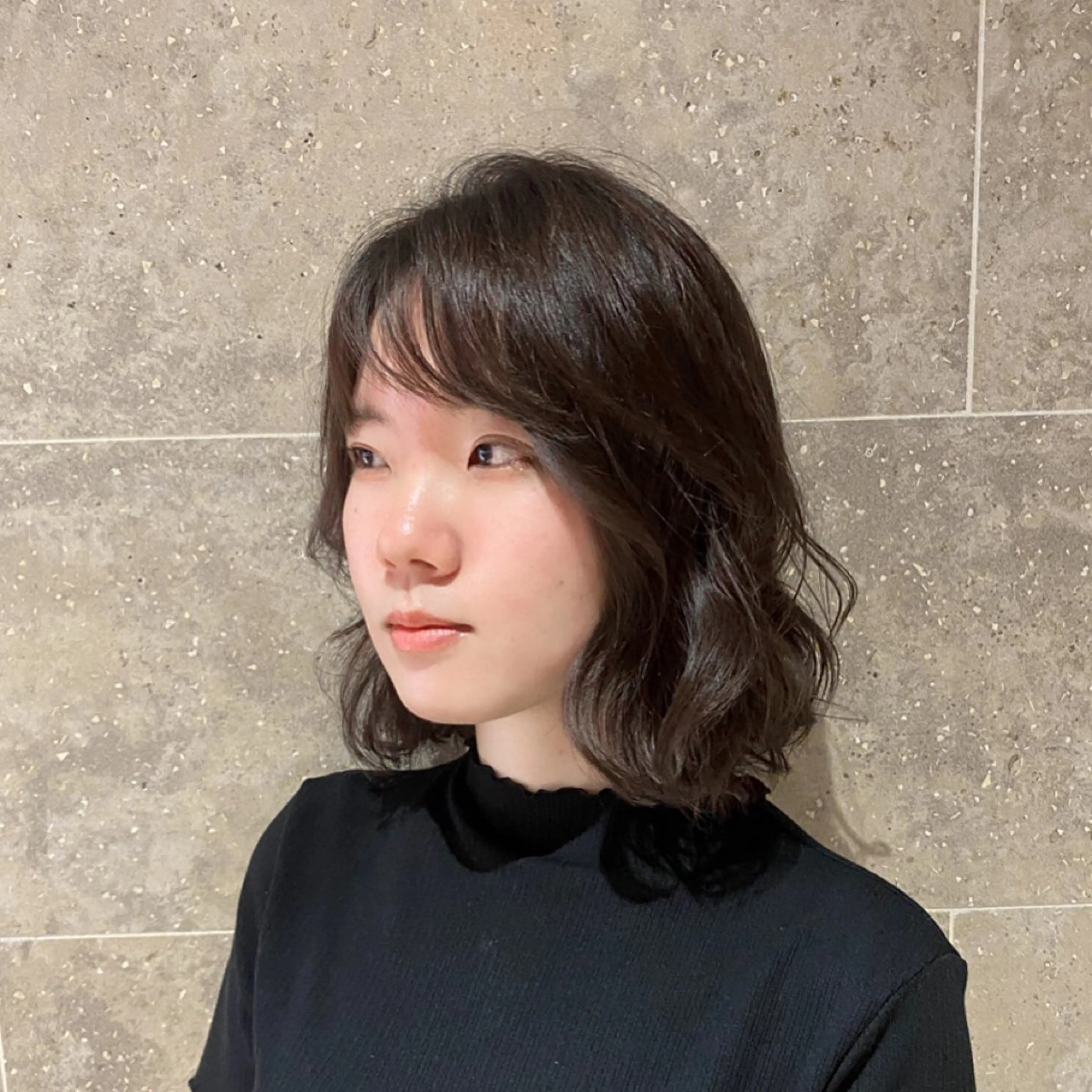 ミディアム パーマ 髙木美緒🌿 レイヤー/アレンジのヘアスタイル