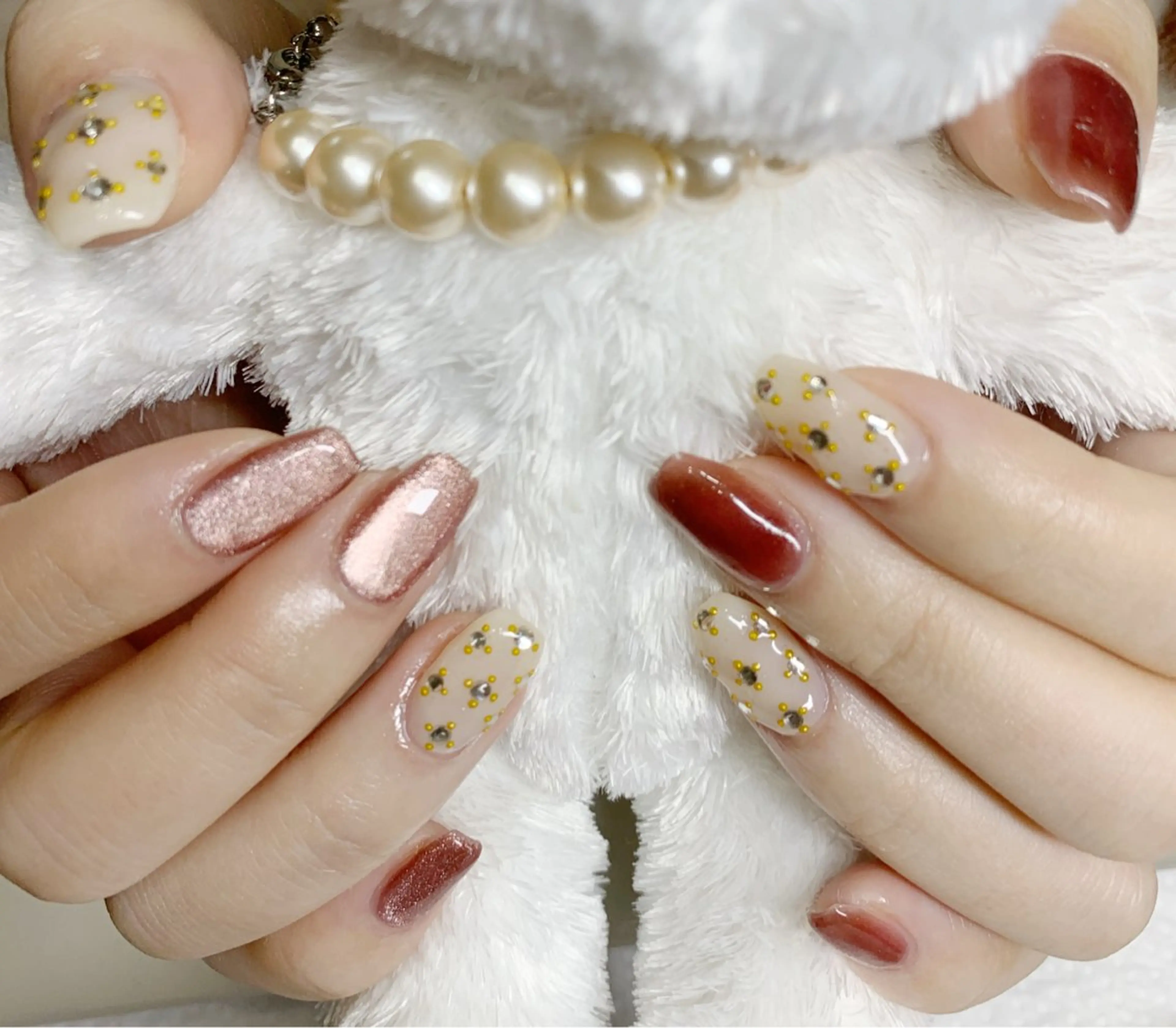 ネイル マグネットネイル シンプルネイル ハンドネイル mira-cle大濱美容アカデミー所属・AI NAのネイルデザイン