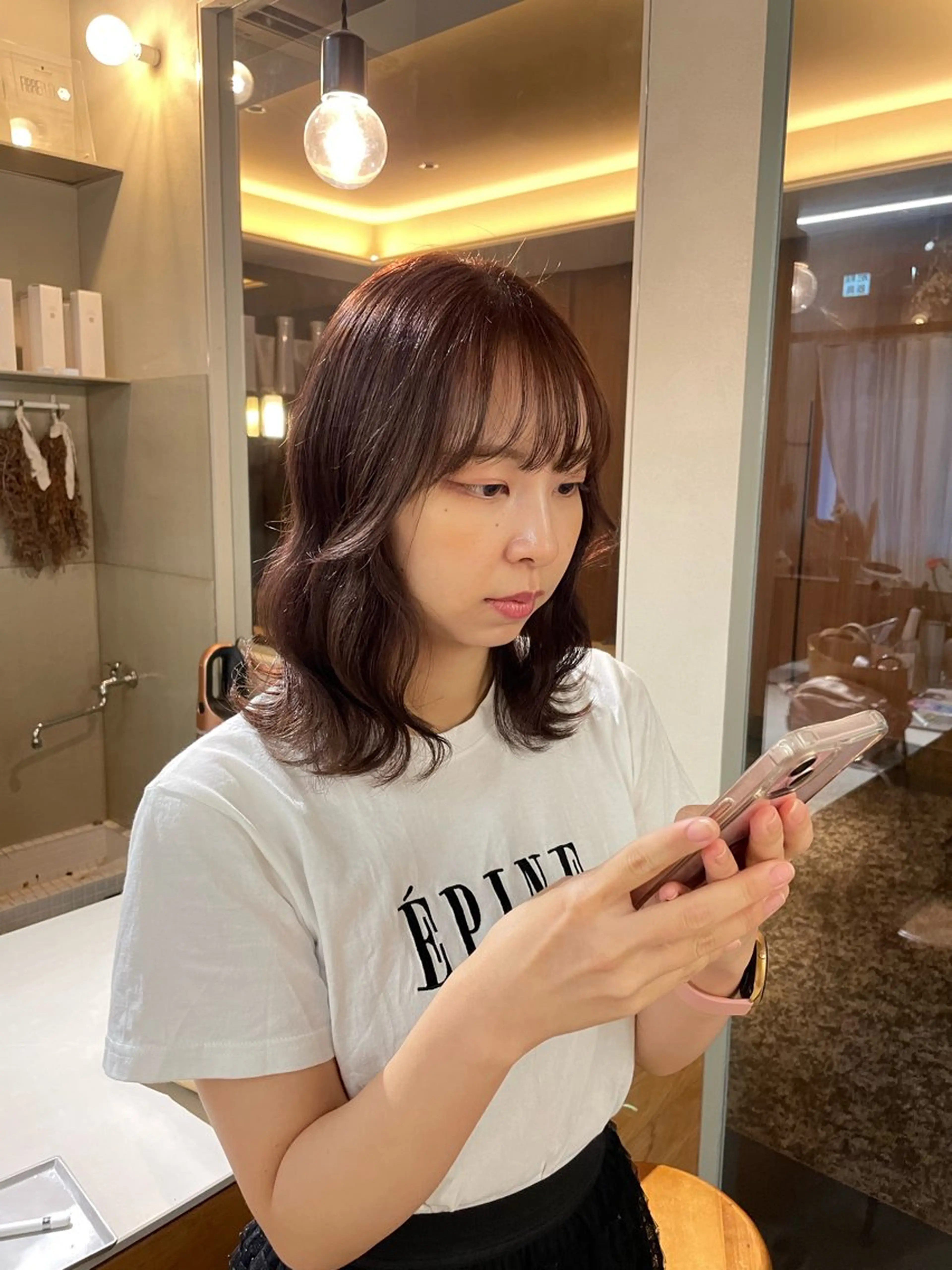 ミディアム カラー 山下 悠月のヘアスタイル