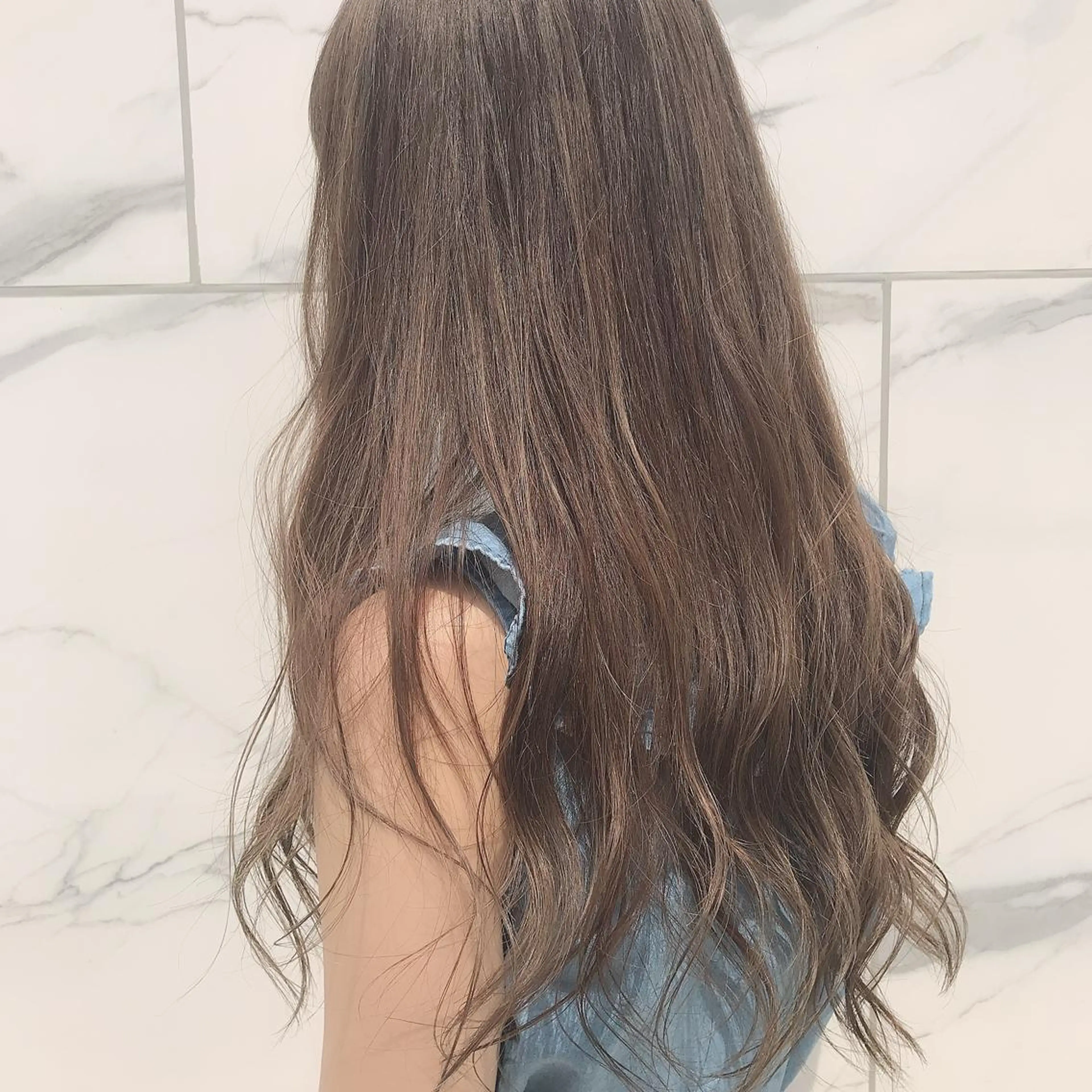 ロング カラー アッシュ ベージュカラー 透明感カラー 韓国ヘア☁️ mitsukiのヘアスタイル