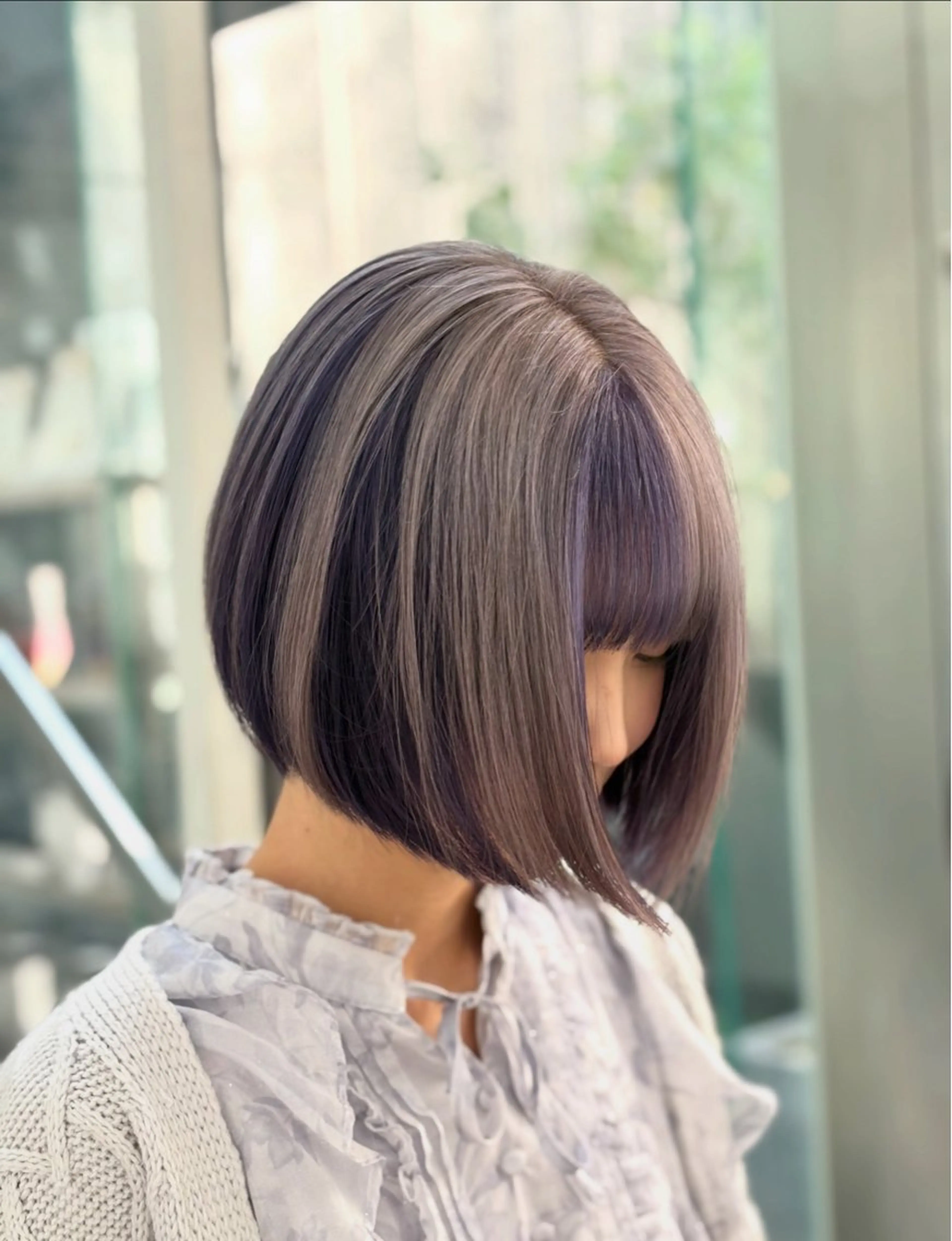 ショート カラー ヘアカラー オノ テンタのヘアスタイル