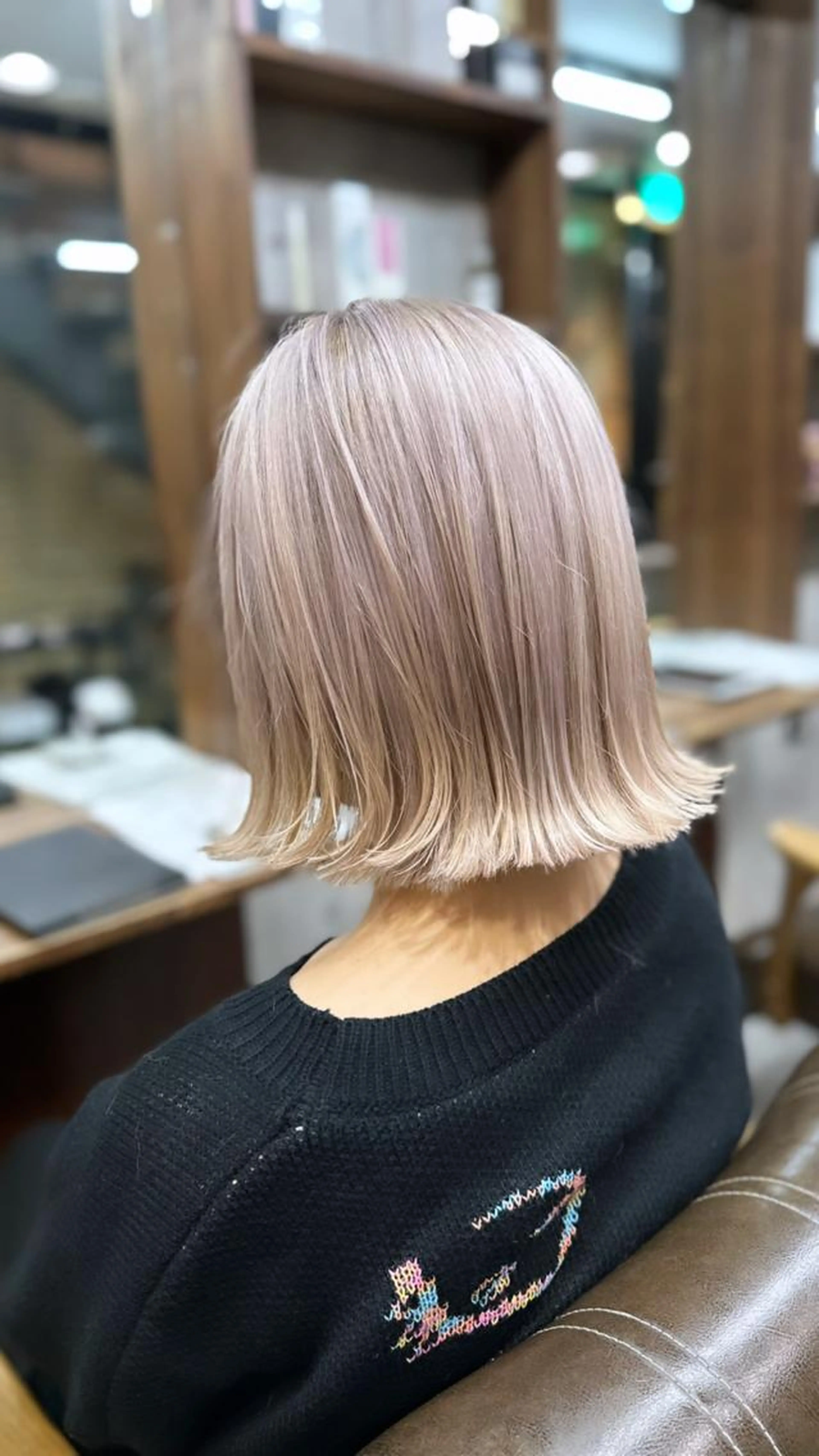 🐳Wカラー➕カット🐳コタトリートメント付き🌟ストレート仕上げorコテ巻き仕上げ💁♂️の写真