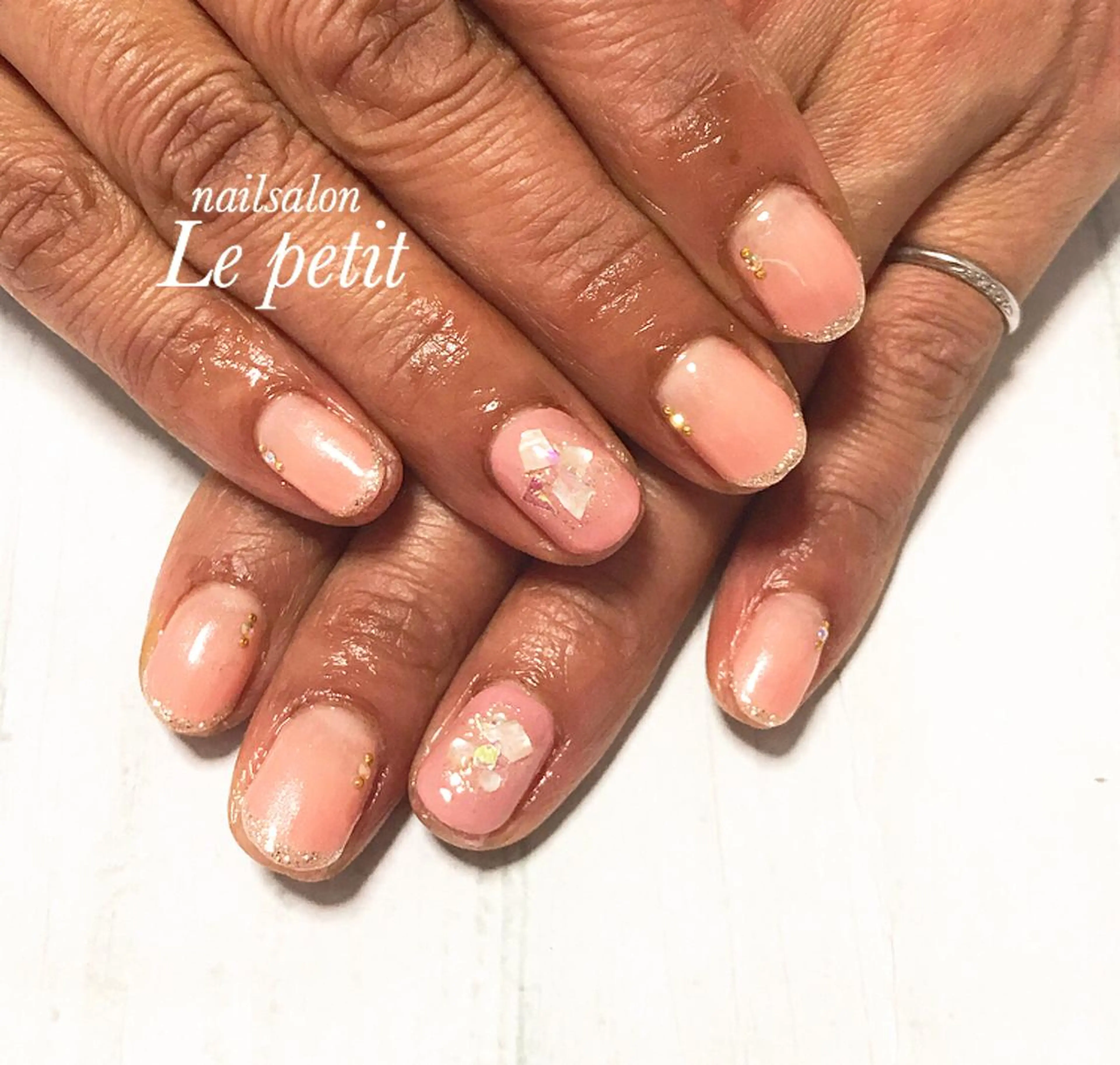 ネイル 石野 広佳のネイルデザイン