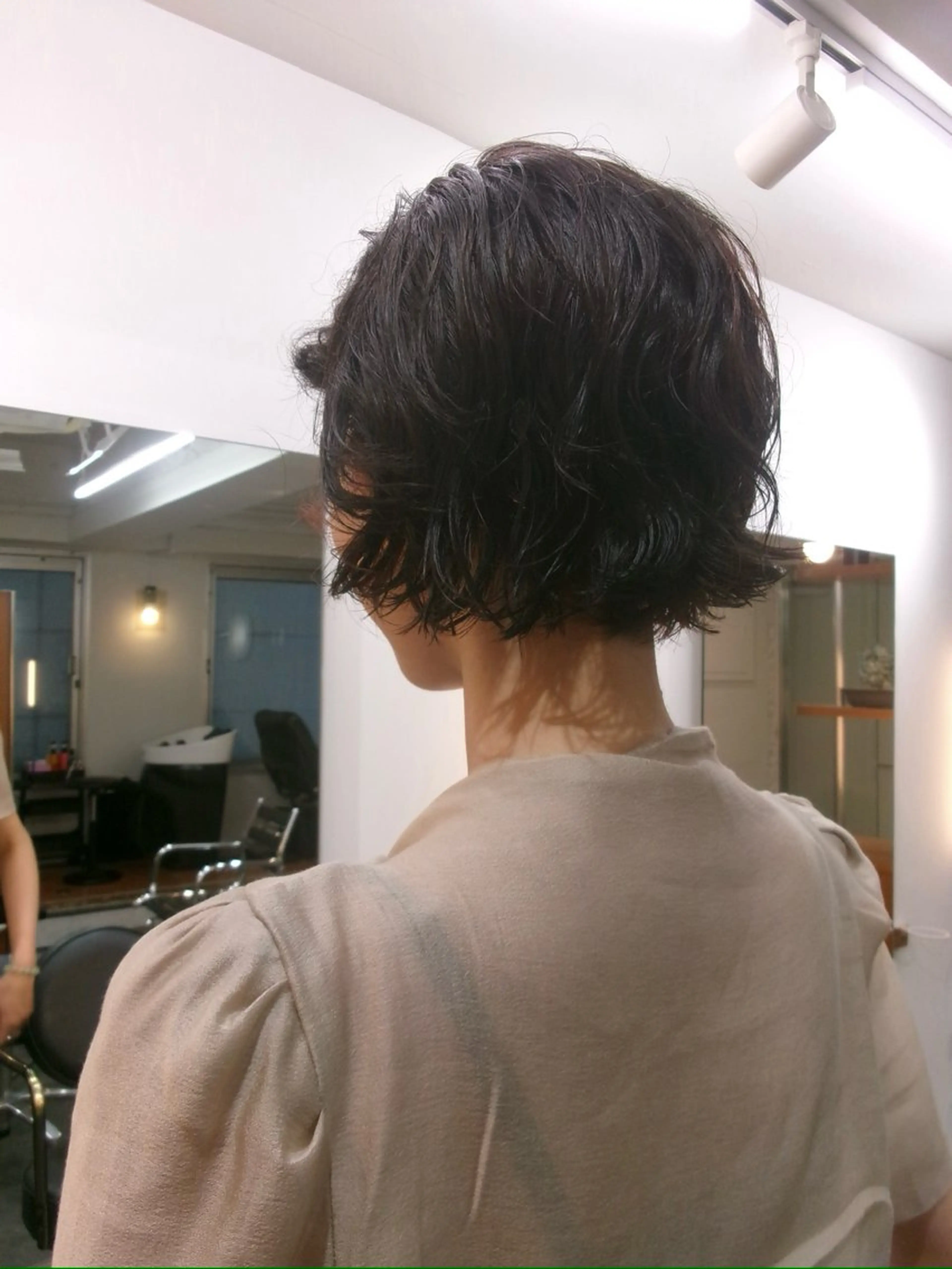 ショート レイヤー/ケアパーマ /ニュアンス/モードのヘアスタイル