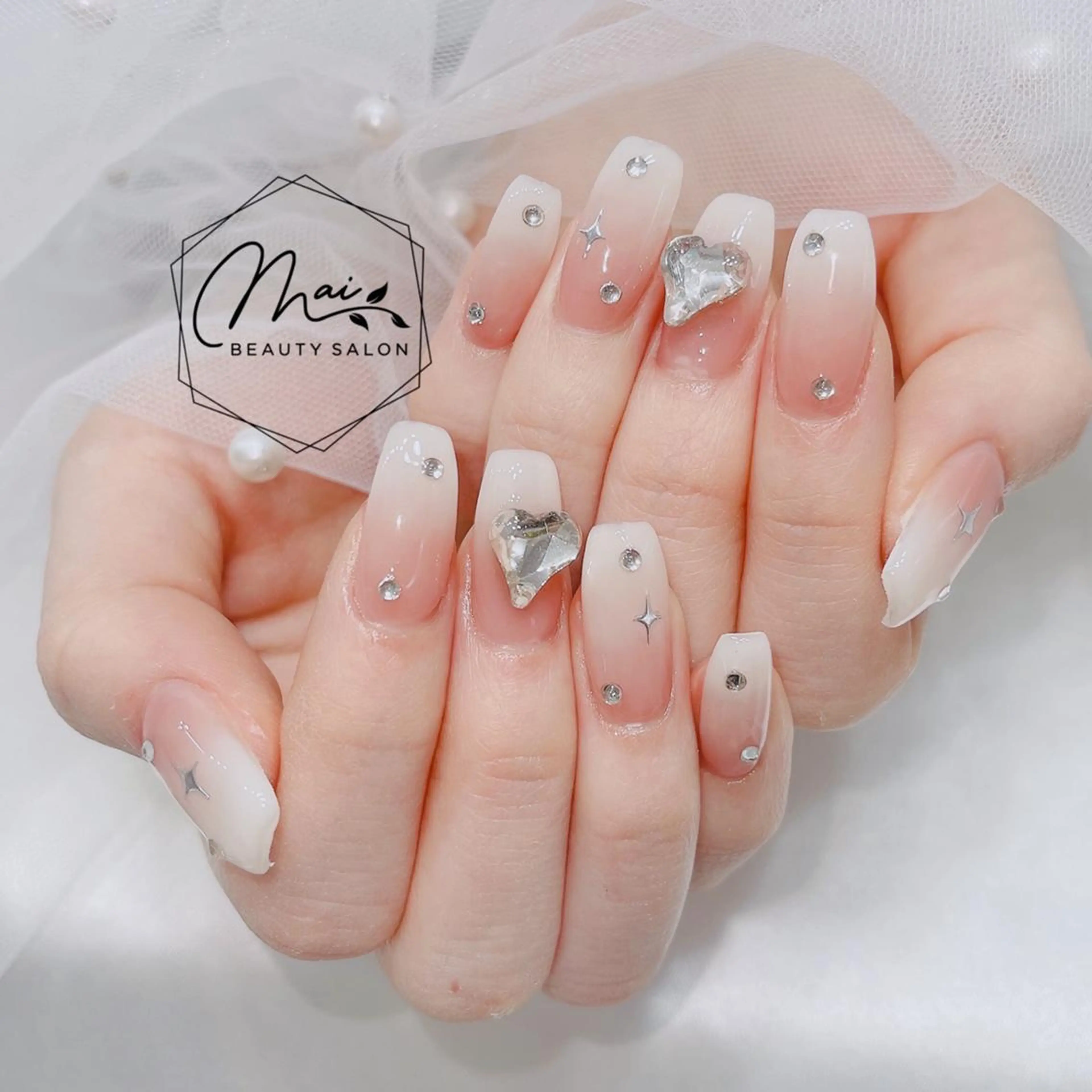 ネイル オーロラネイル 長さ出し フラッシュネイル フレンチネイル ジェルネイル MaiBeauty マイ マイのネイルデザイン