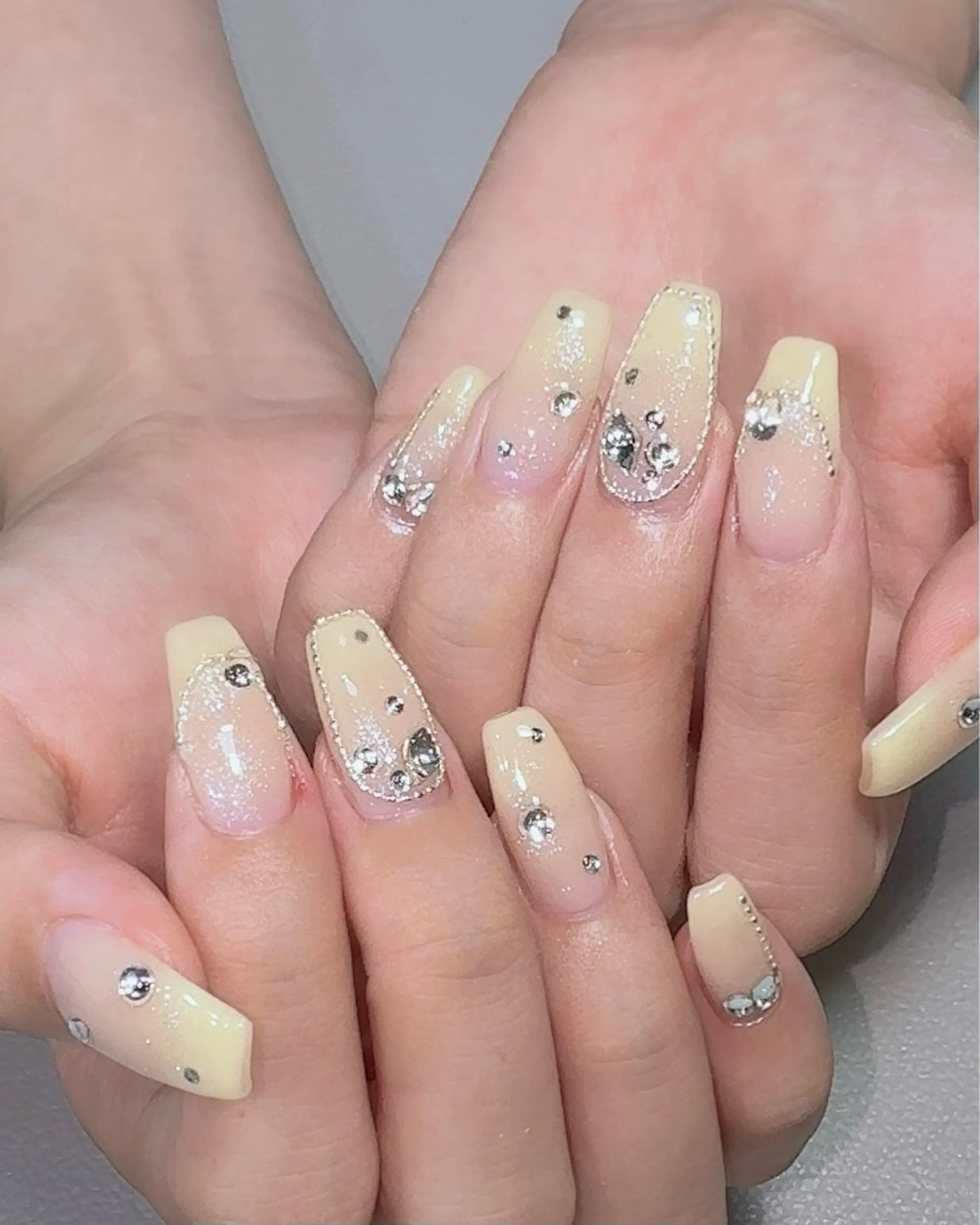 お持ち込み自由アート💅オフ込&検定一級ケア付き❣️《フィルイン導入サロン》ミニモ限定✨の写真