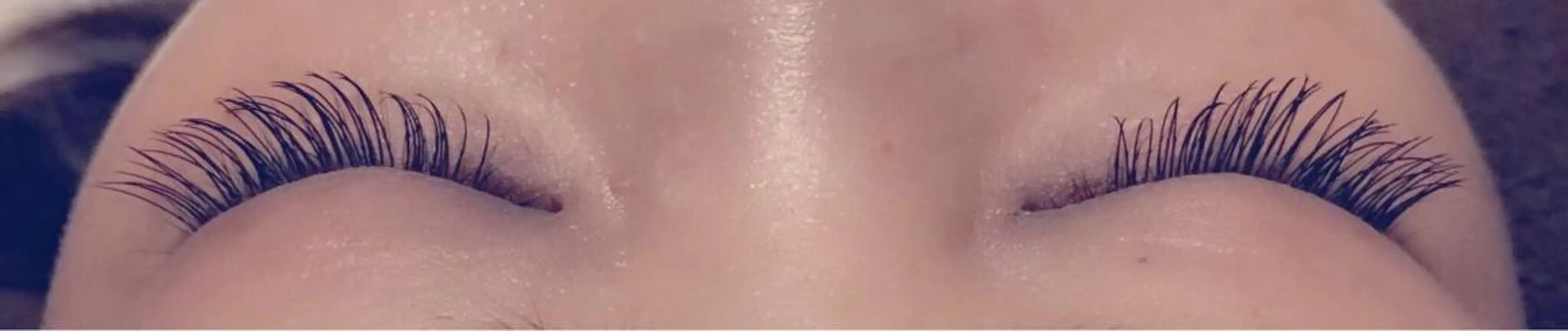 マツエク・マツパ 曲がる縮毛矯正 LIBER 　岩名のヘアスタイル