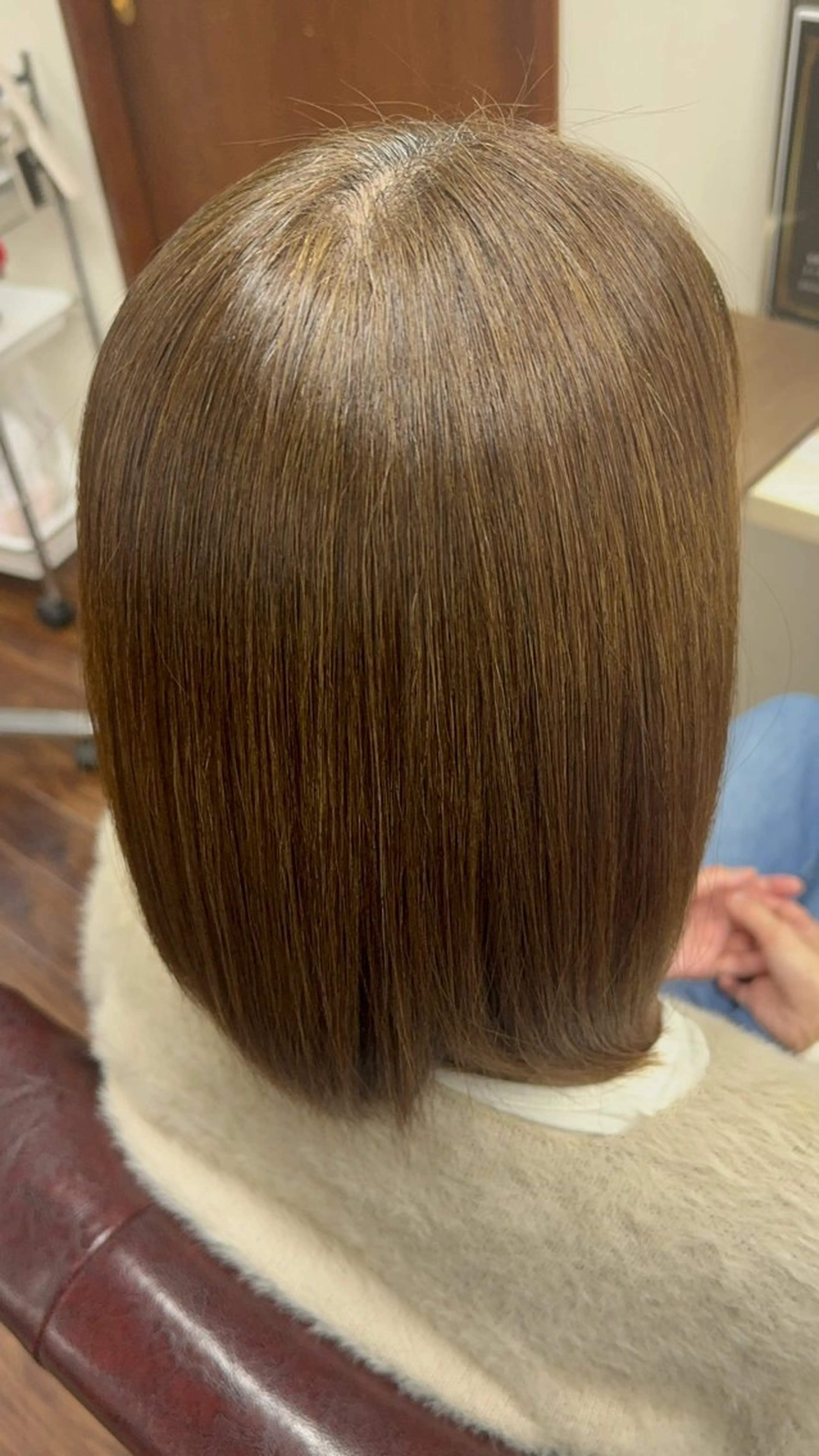 ミディアム 安井 友紀子のヘアスタイル