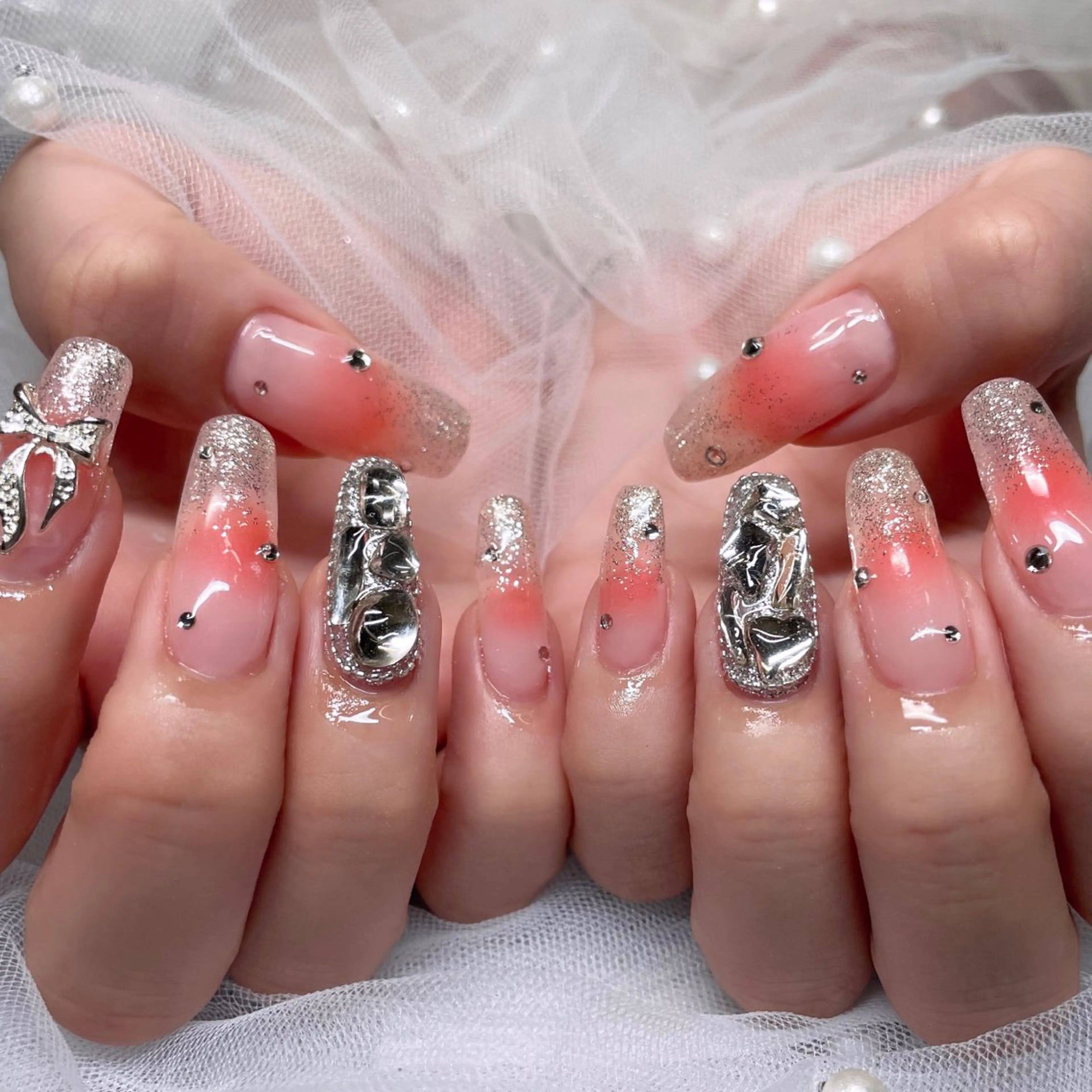 ネイル 🎀藤沢ガーリーネイ ル/長さ出し🎀のネイルデザイン