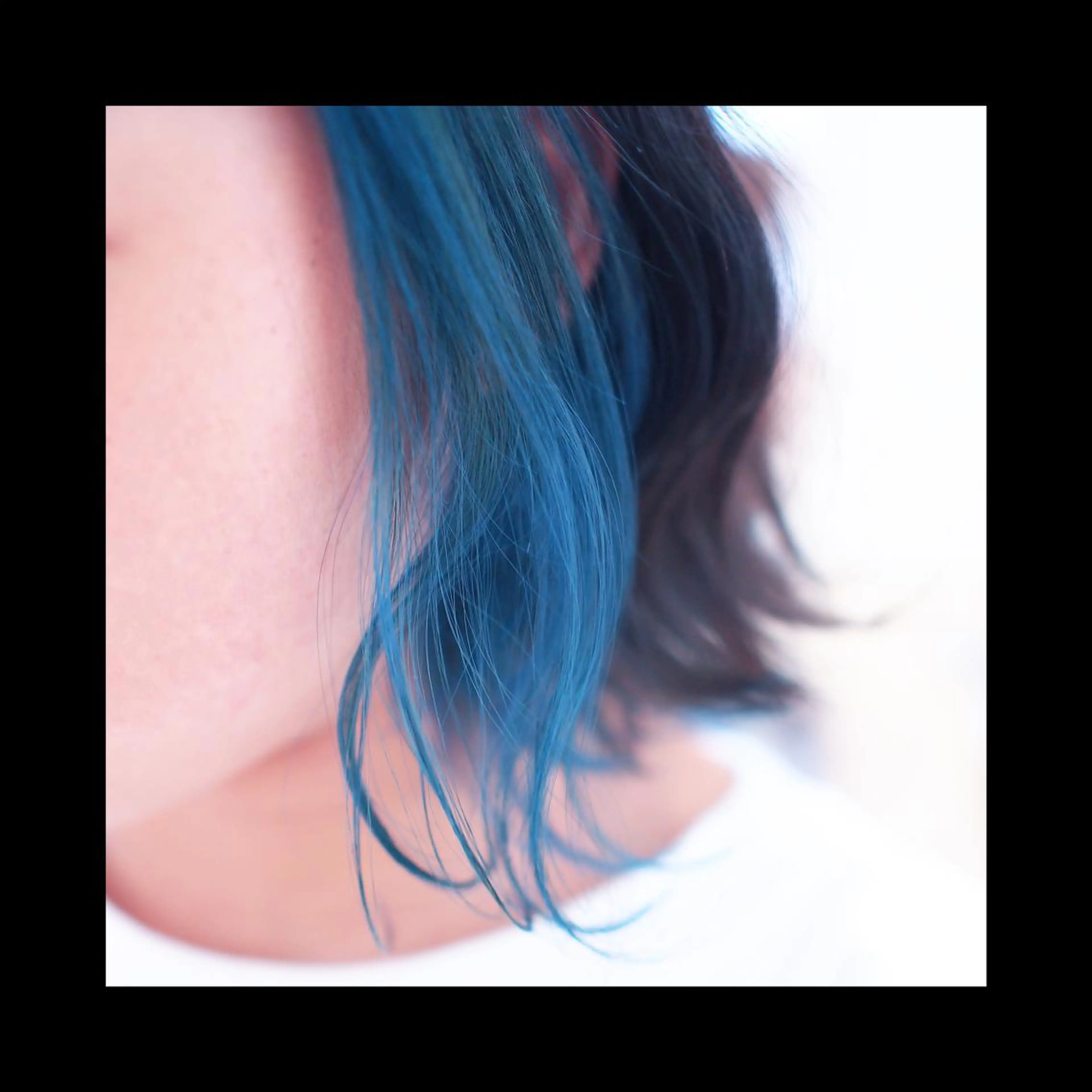 ミディアム 及川シゲル 髪質改善講師のヘアスタイル