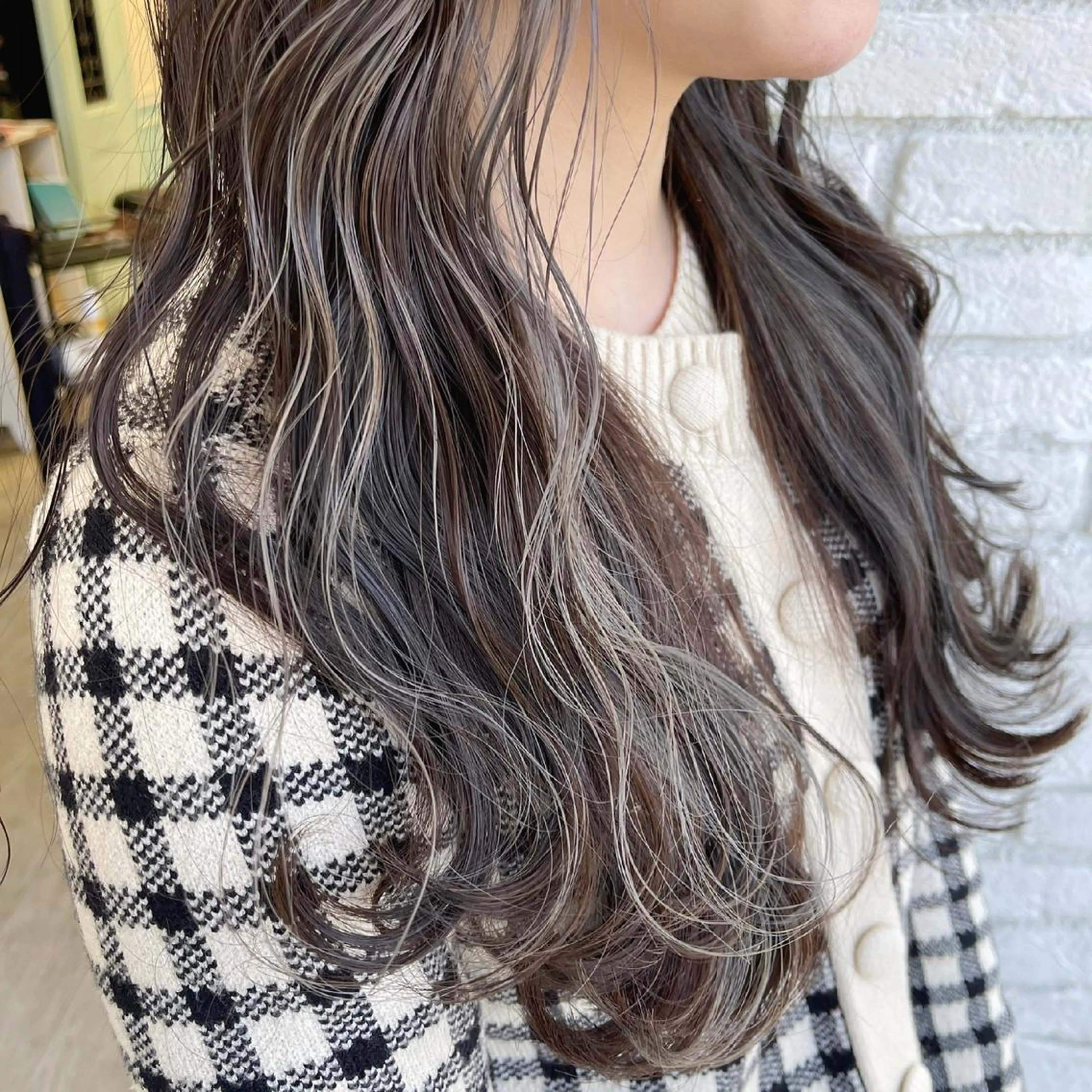 ロング カラー ベージュカラー インナーカラー ヘアカラー トリートメント 韓国ヘア/艶カラー /田中悠佑のヘアスタイル