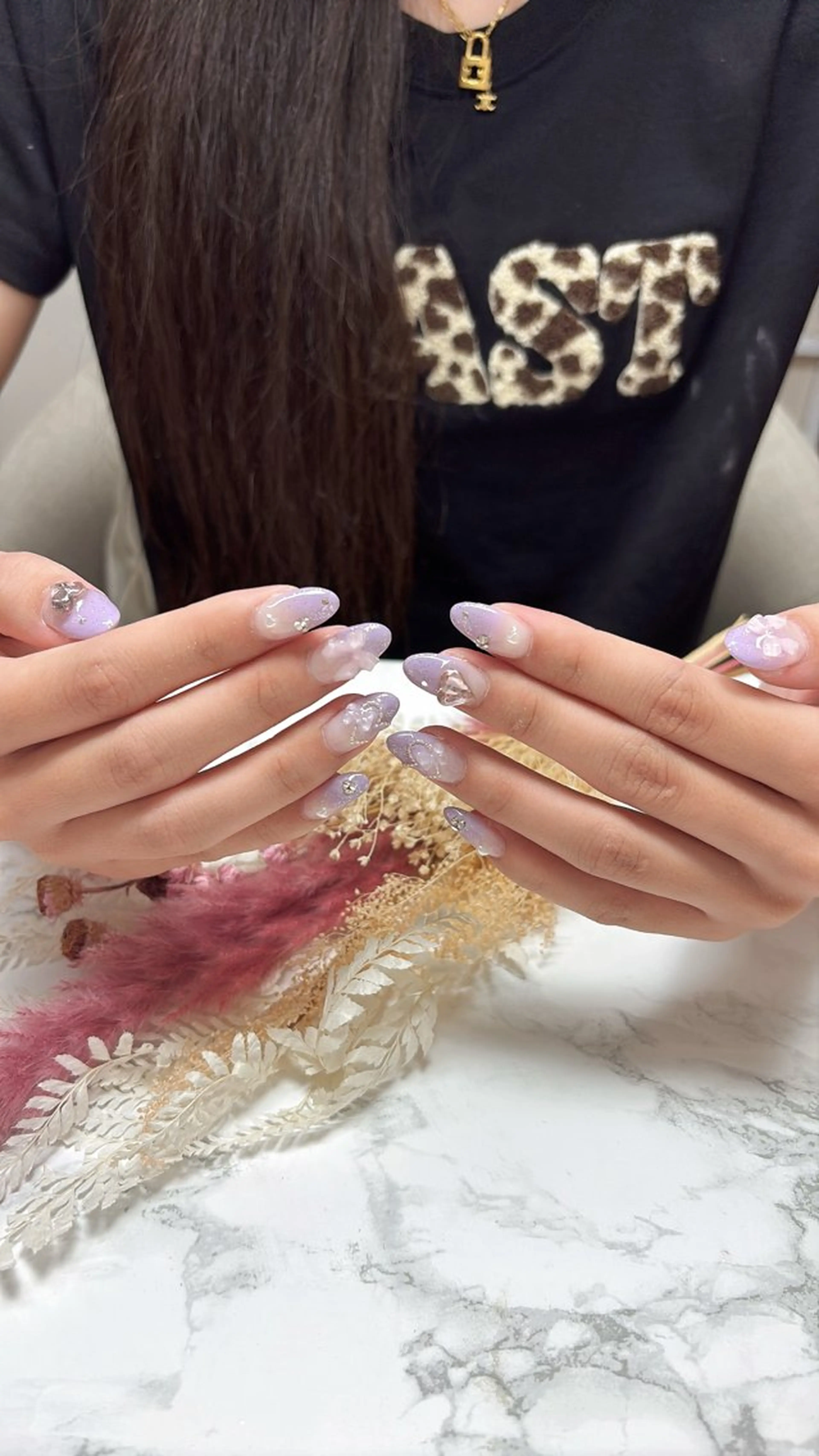 ネイル ハンドネイル はな💎ネイル ワンホン、長さ出しのネイルデザイン