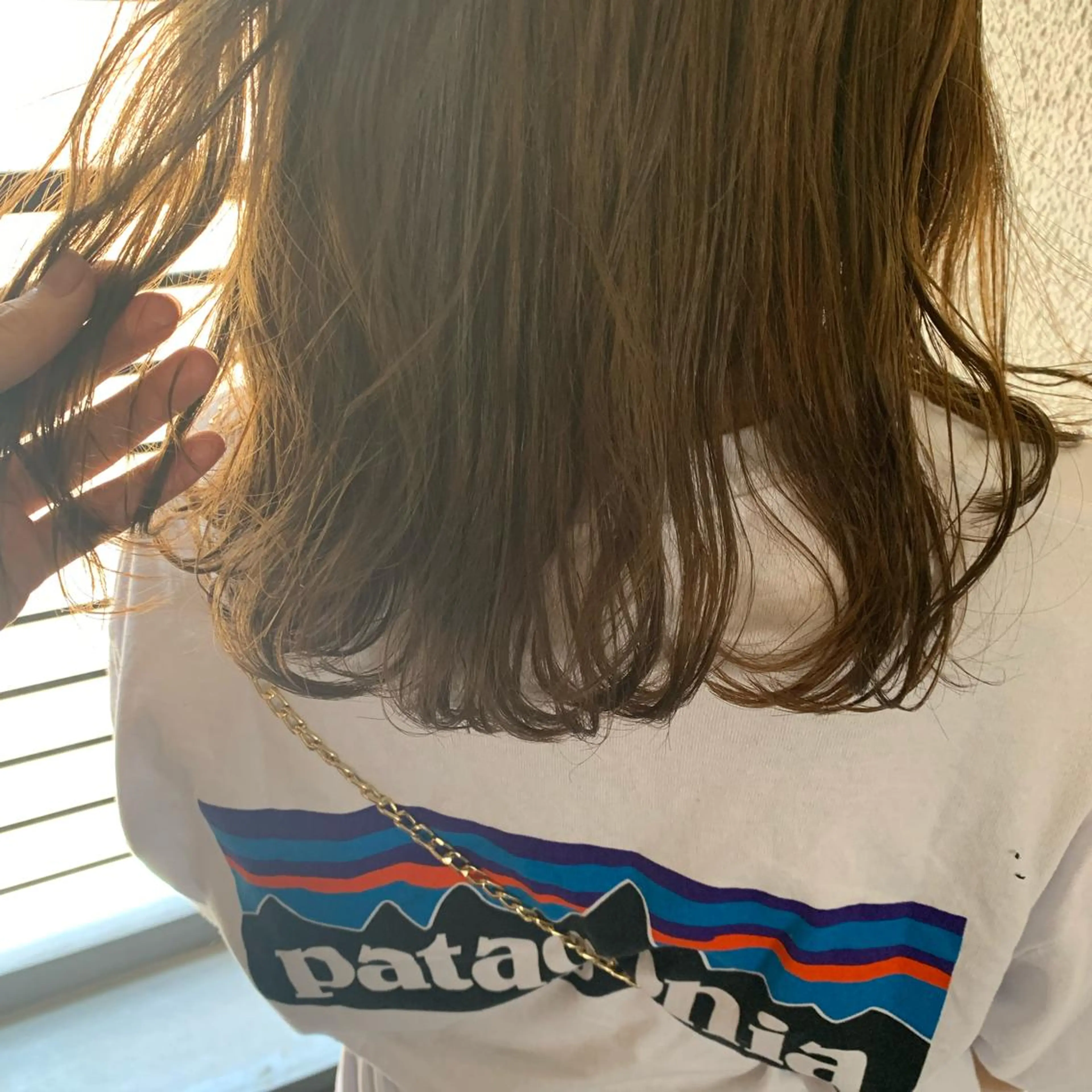 ミディアム カラー ベージュカラー ハイトーンカラー ハイトーンベージュ chouette/ 根本優希のヘアスタイル