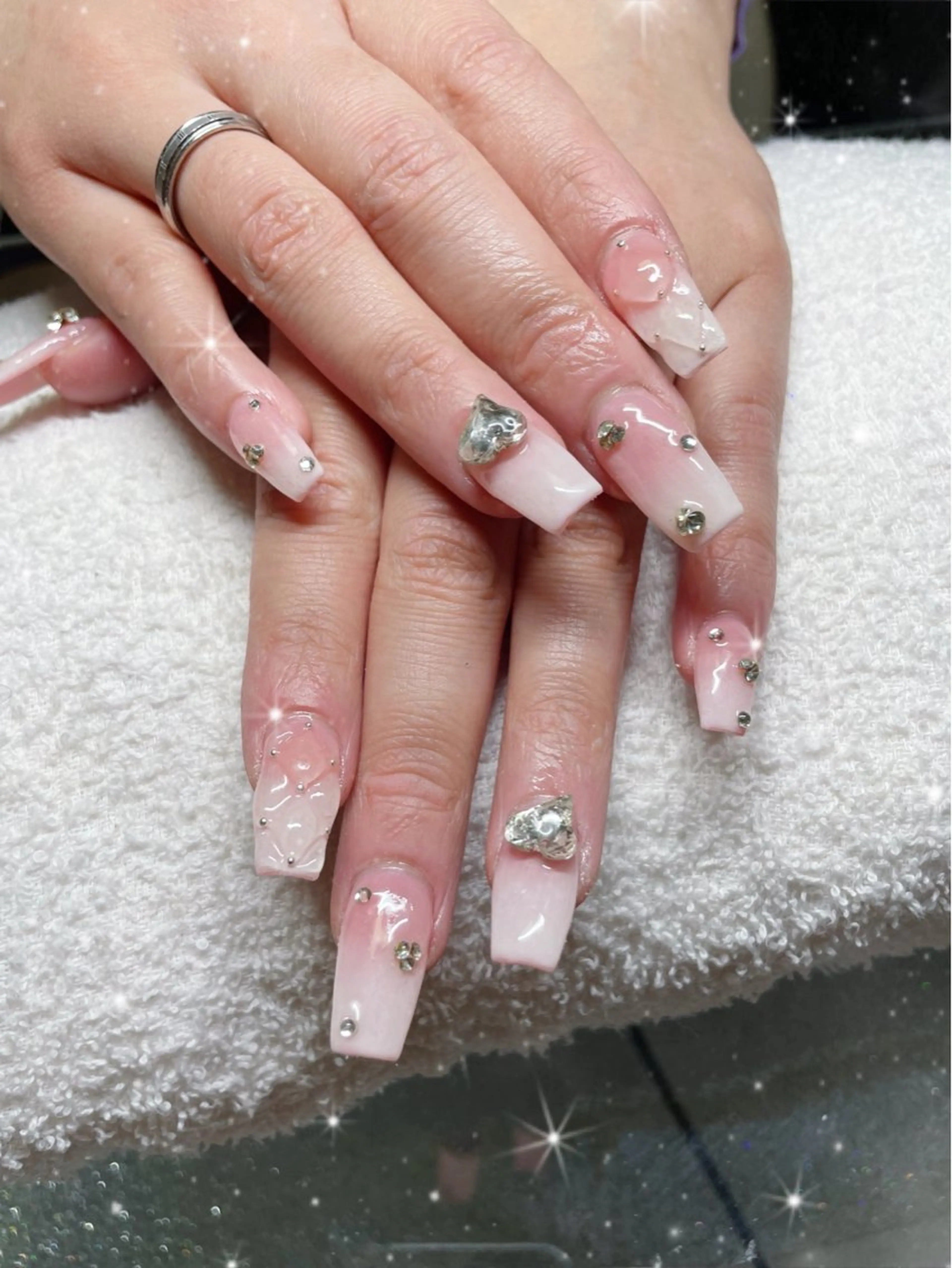 ネイル nailsalon Queen Stellar所属・クイーンステラ mocaのネイルデザイン