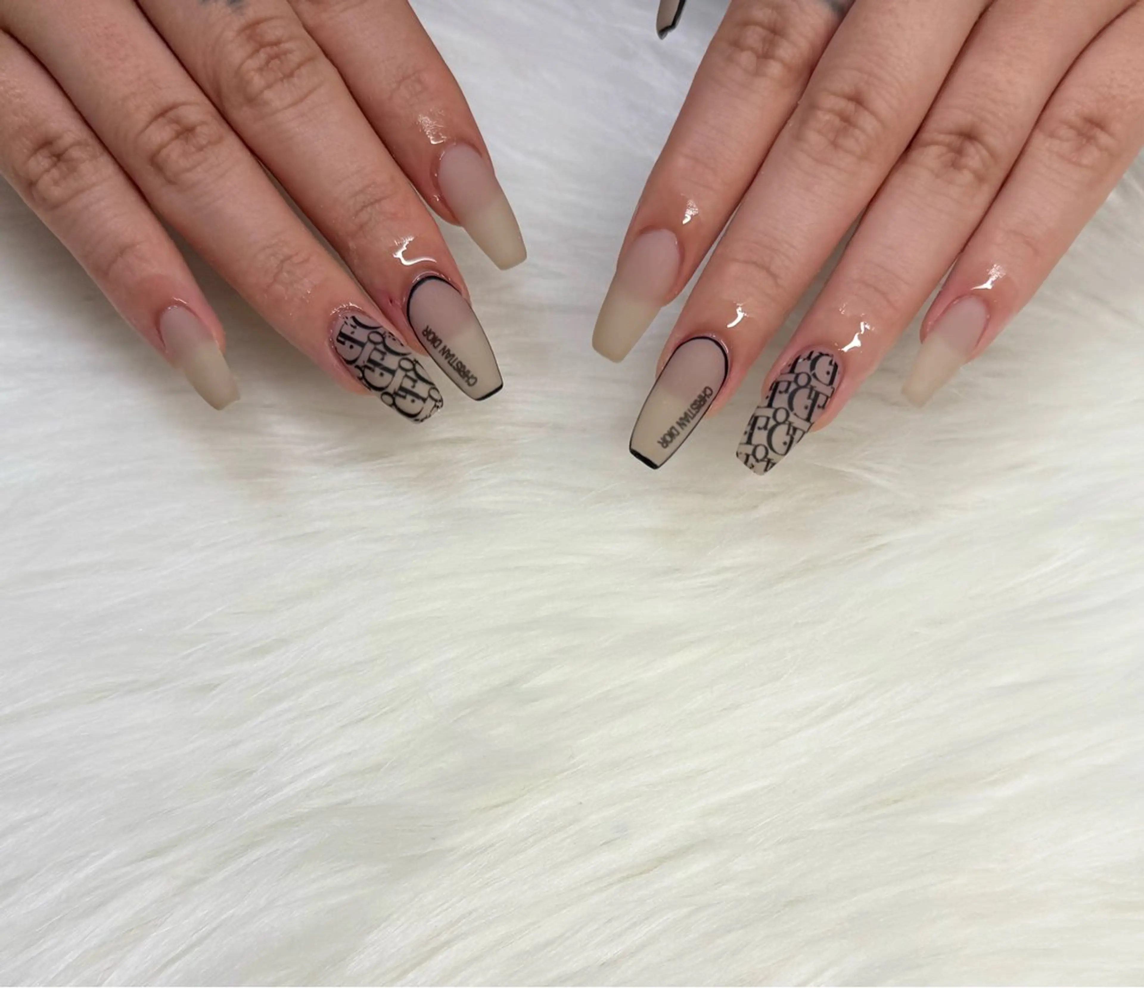 ネイル nailsalon R.のネイルデザイン