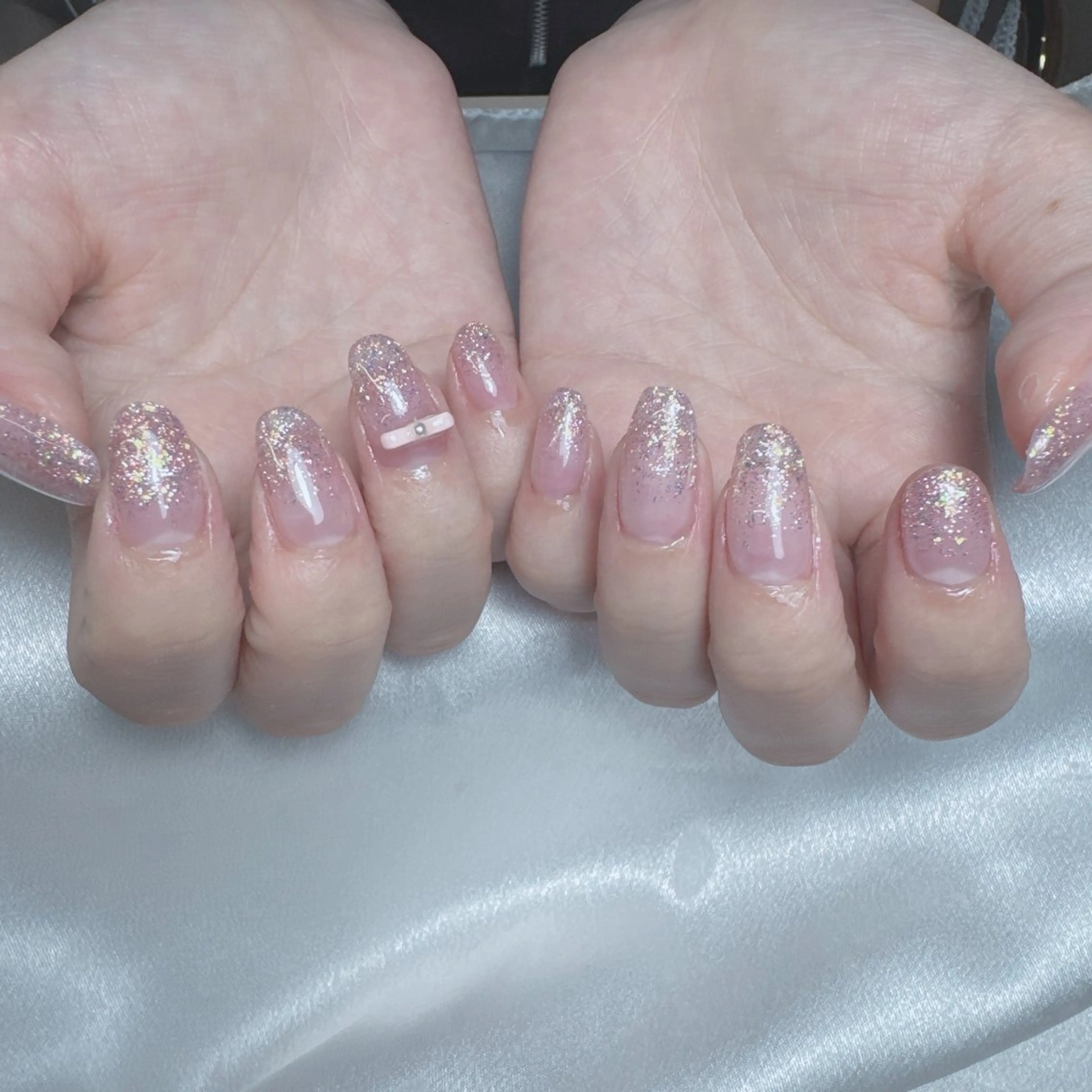 ネイル LR.ONE リナのネイルデザイン