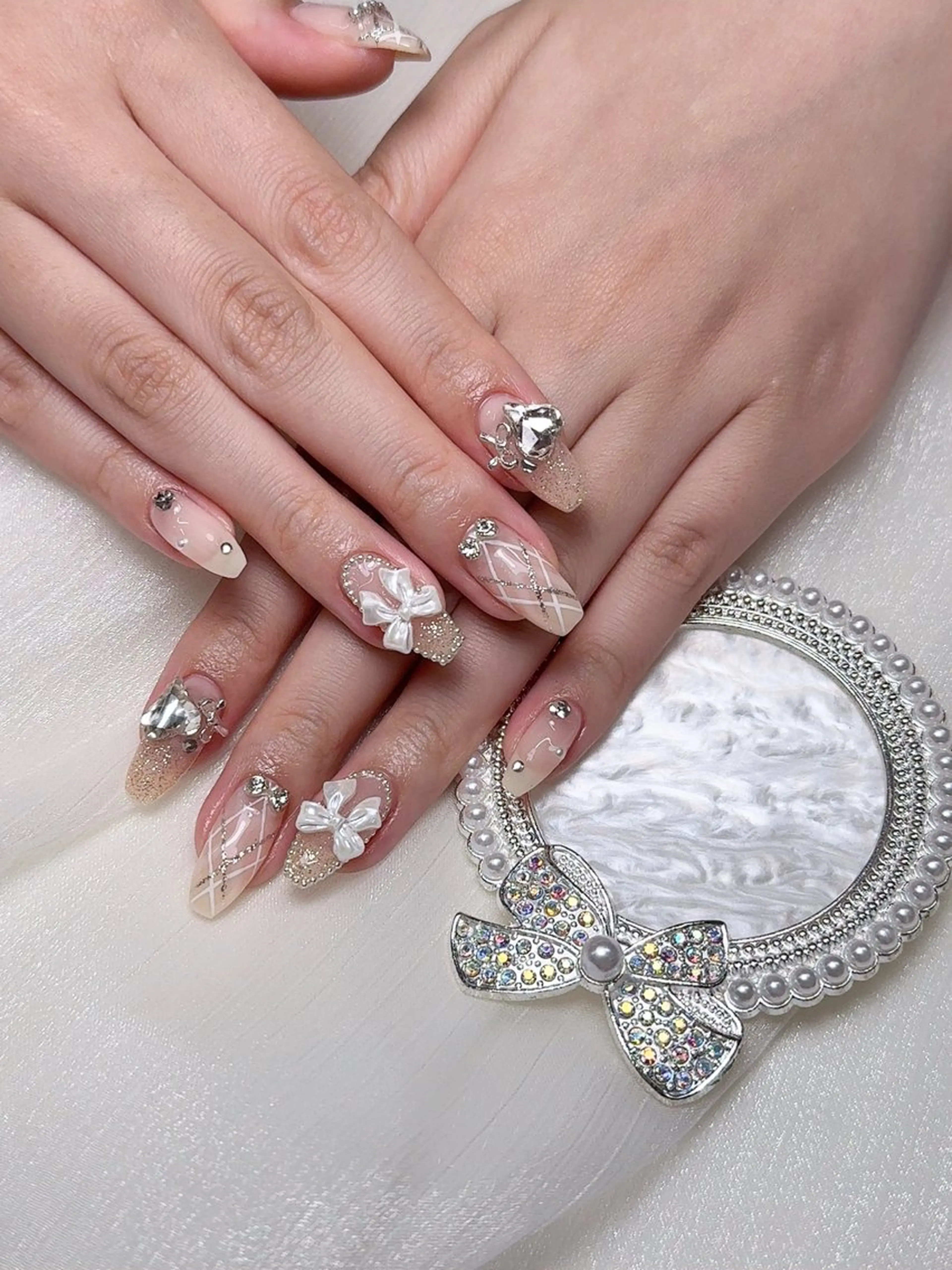 ネイル ENsalon akiのネイルデザイン