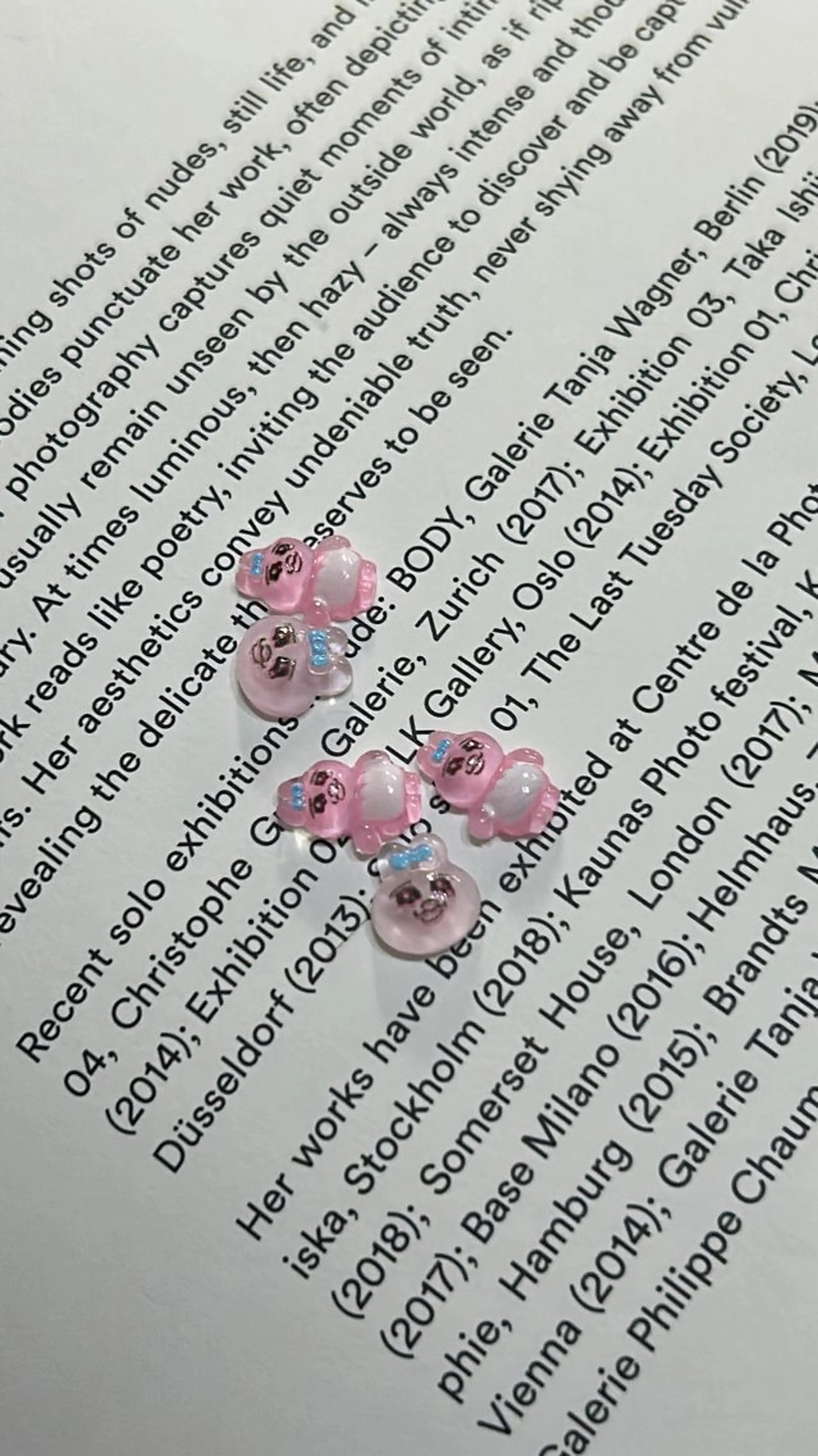 ネイル ブルー フットネイル ジェルネイル キラキラネイル 韓国ネイル ハンドネイル RooM -produce by maynail-所属・RooM -mizuki-のネイルデザイン