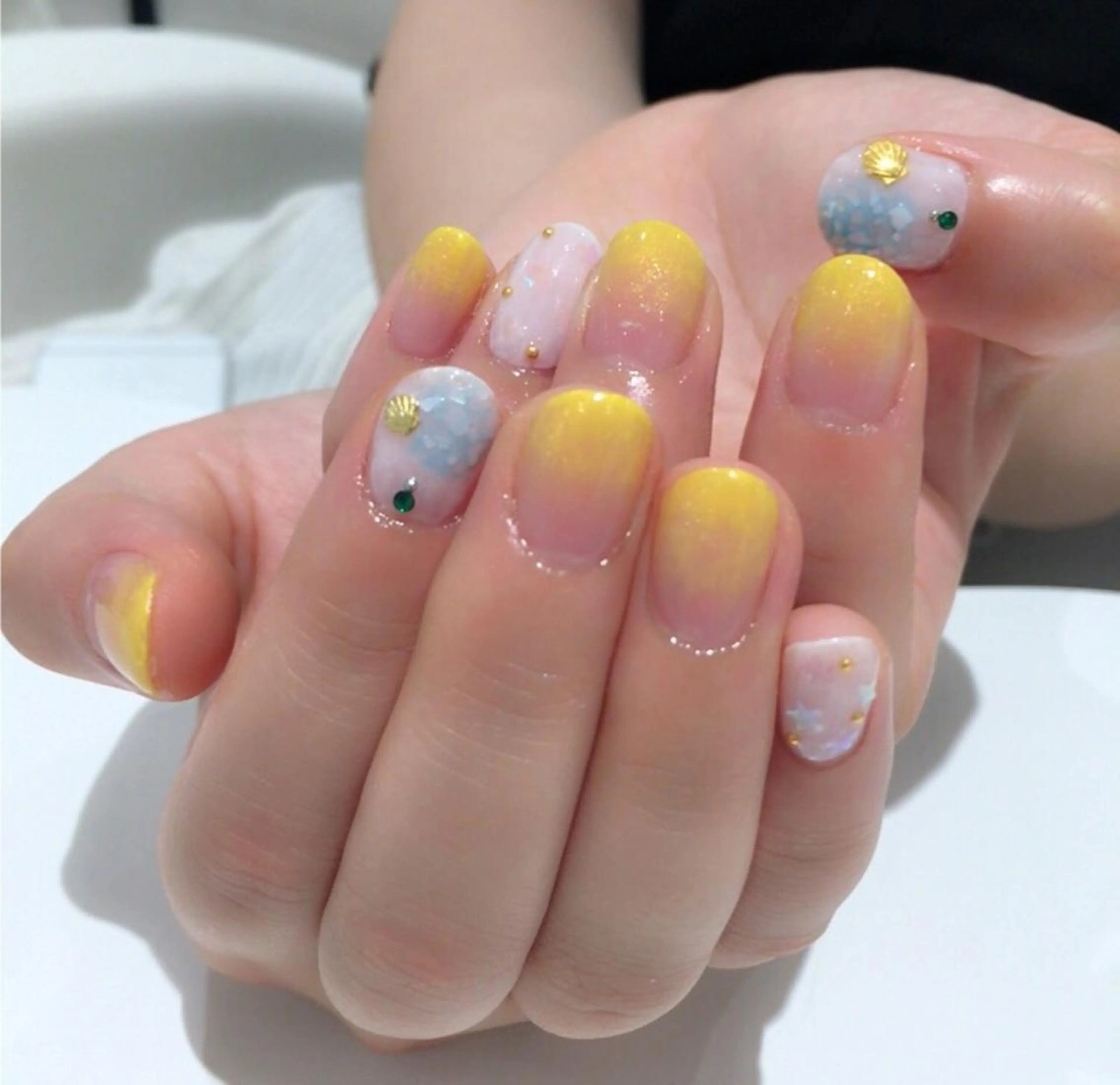 ネイル 山藤 萌永のネイルデザイン