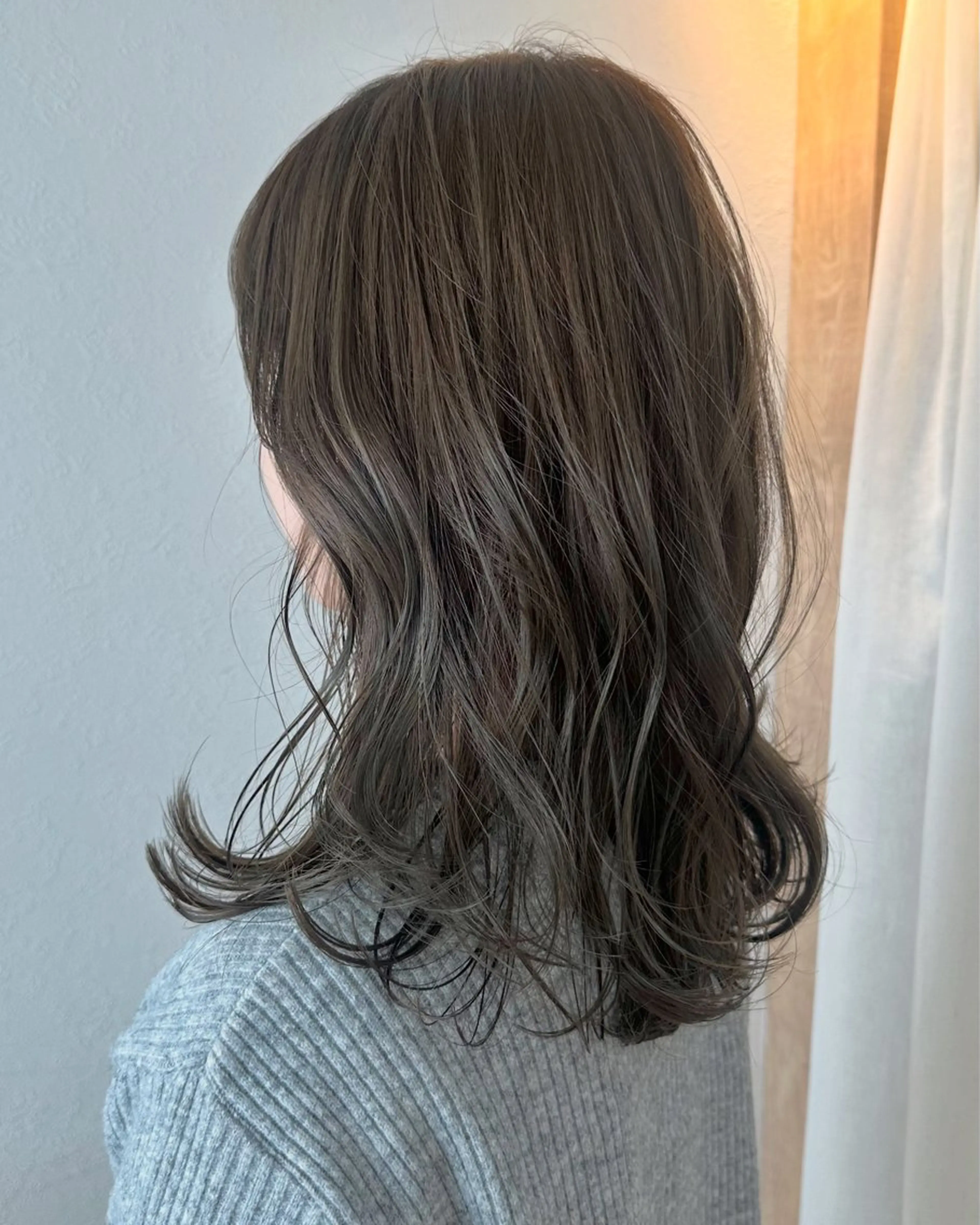 ミディアム カラー カット ヘアカラー トリートメント TRENCH 自由が丘所属・TRENCH　相澤 果歩のヘアスタイル