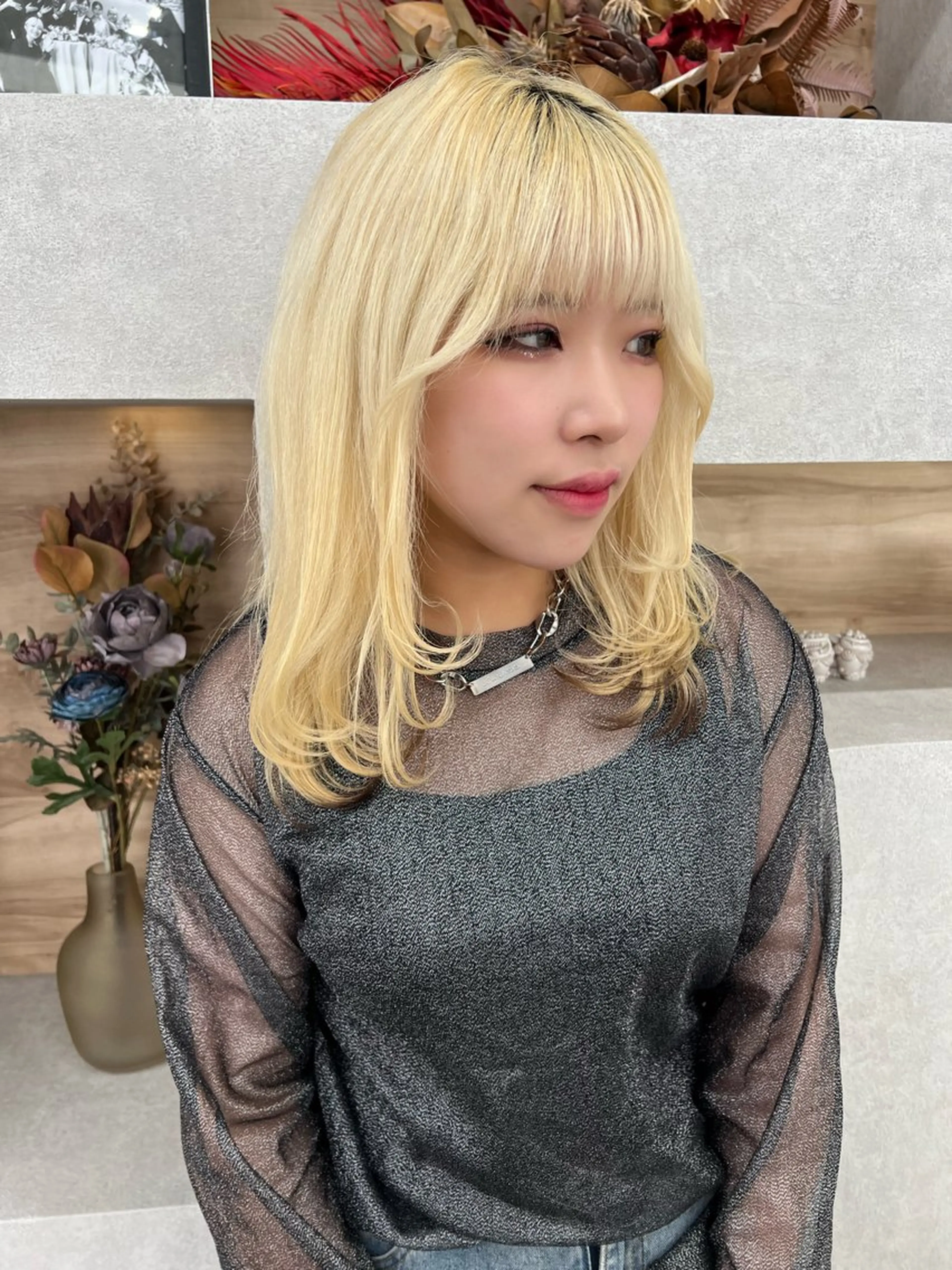 ミディアム 顔まわりレイヤー 顔周りカット レイヤーカット 🫧ふじたまゆ🫧 レイヤーカット✂︎のヘアスタイル