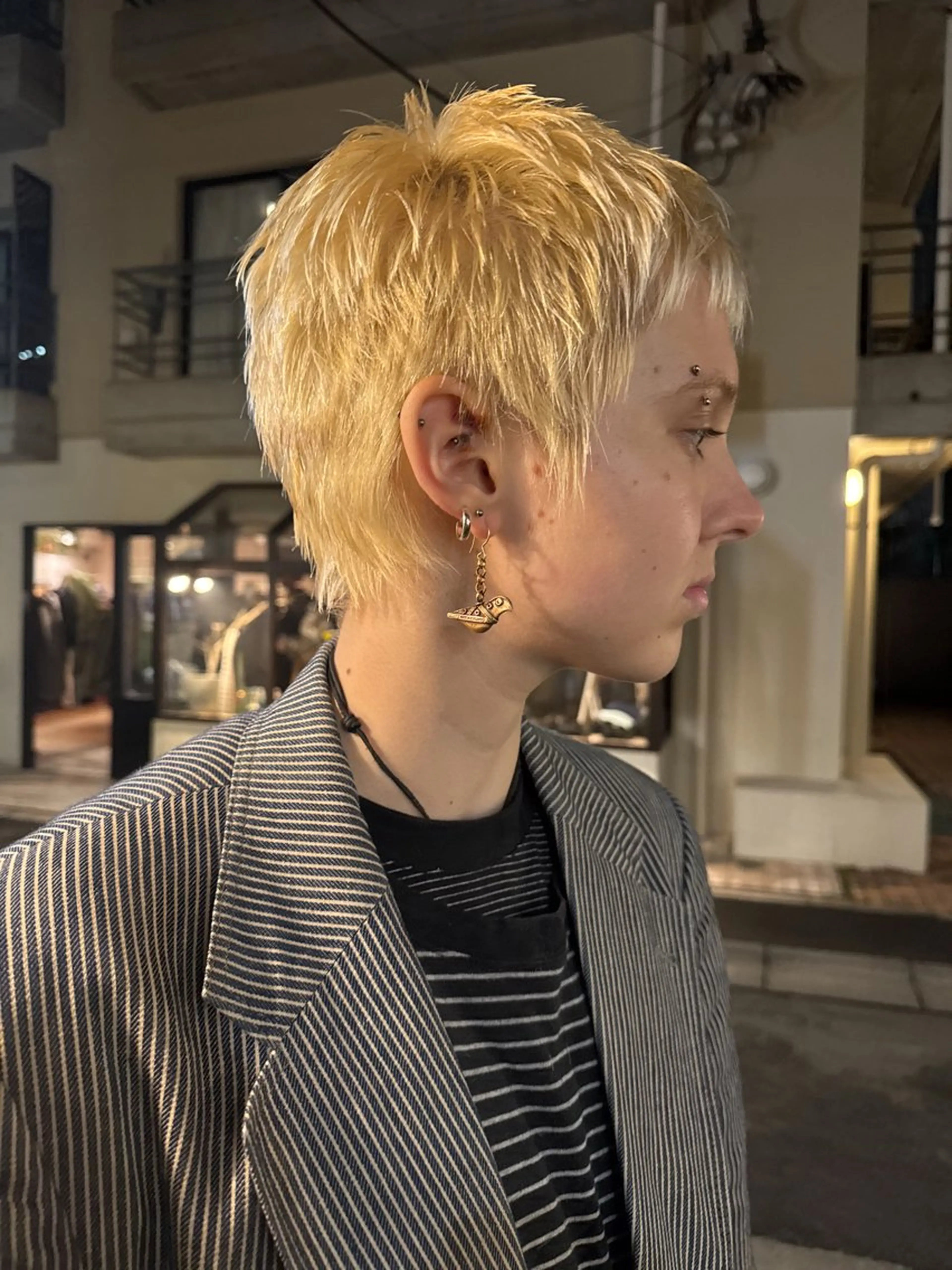 "レディース"ベリーショートカットの写真