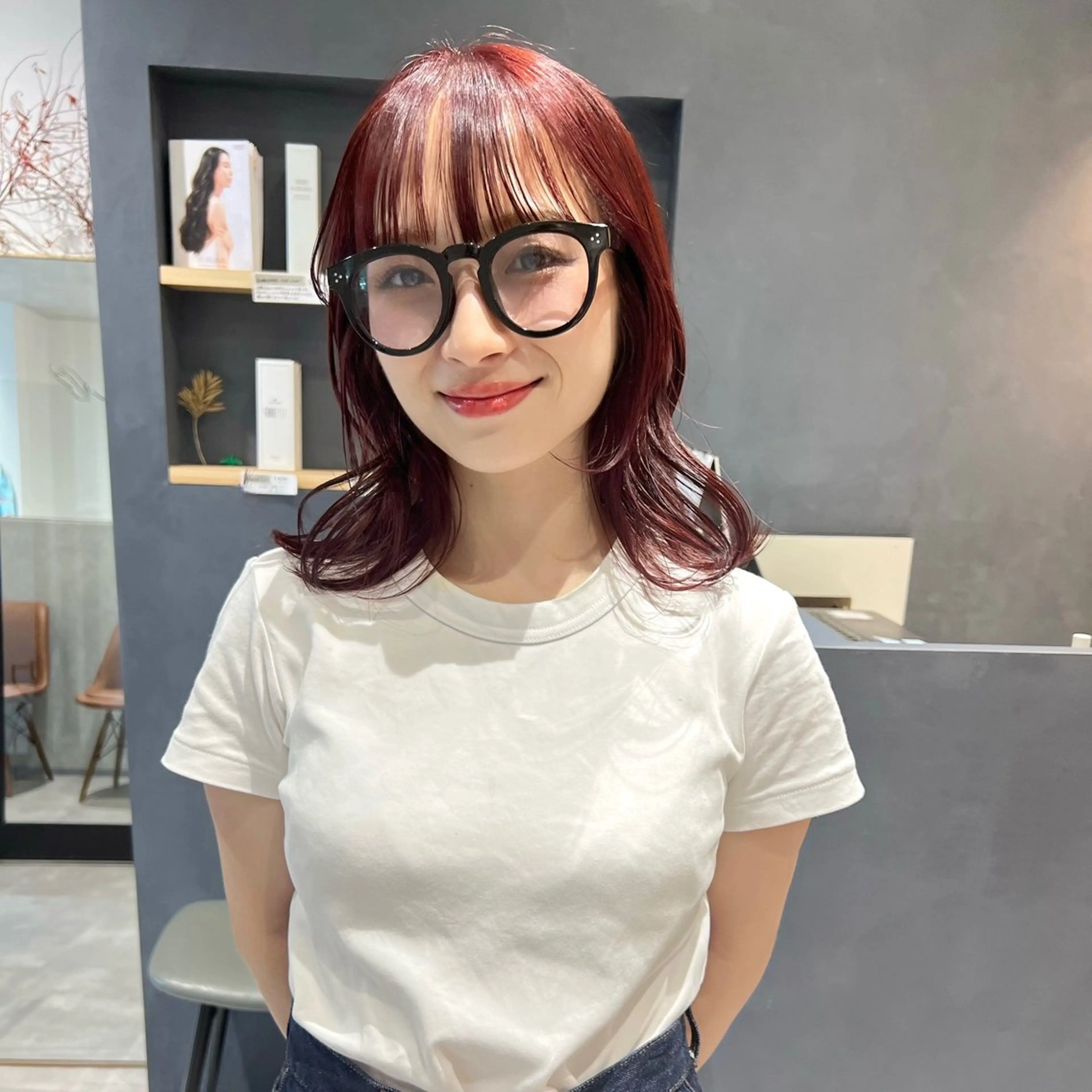 ミディアム カット ヘアカラー トリートメント AI TOKYO　S所属・mizuki 【韓国レイヤー】のヘアスタイル