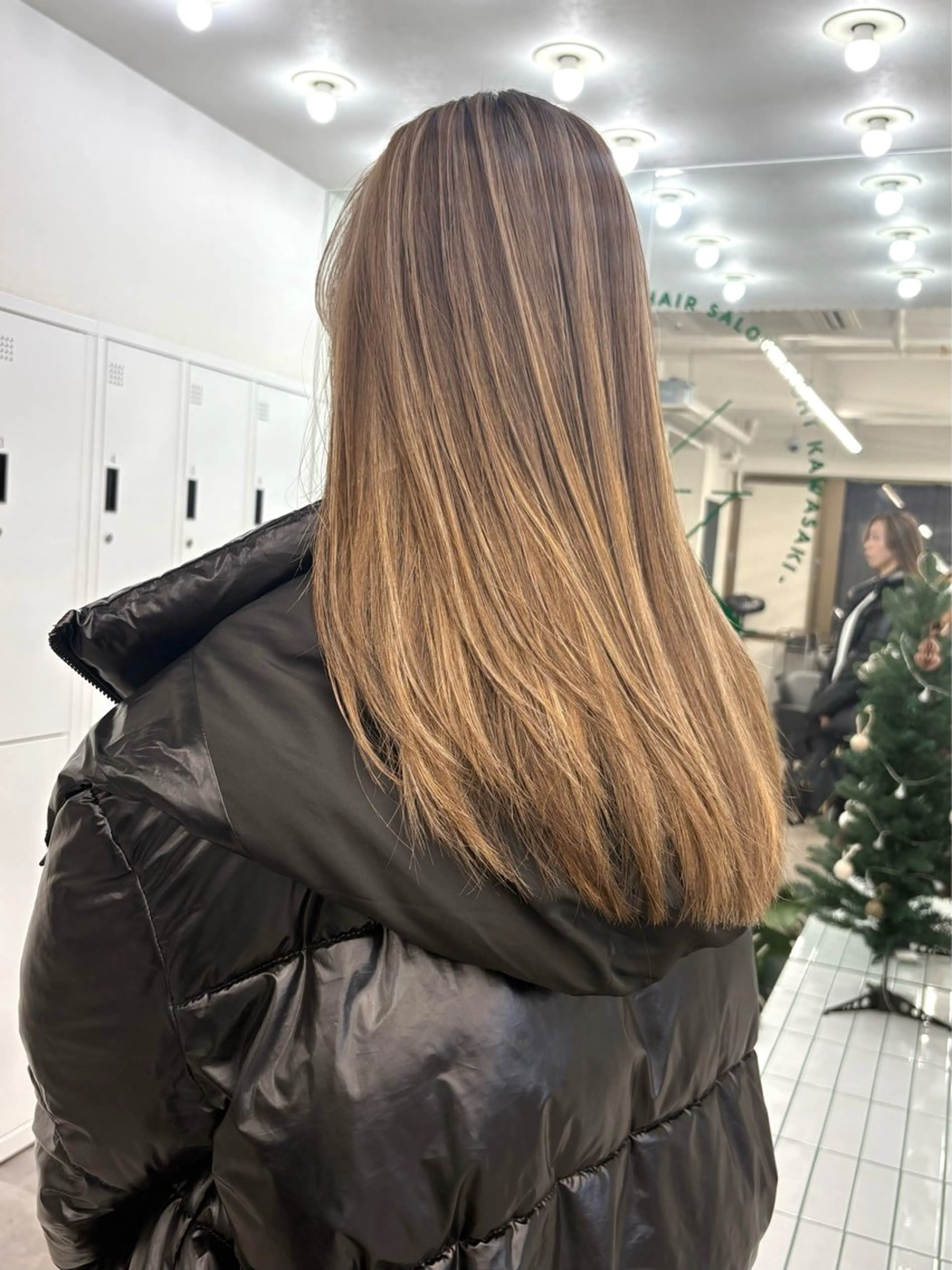 ロング ハイライト ヘアカラー トリートメント Ⓜ︎iyu🌊/ハイ ライト/海外風カラーのヘアスタイル