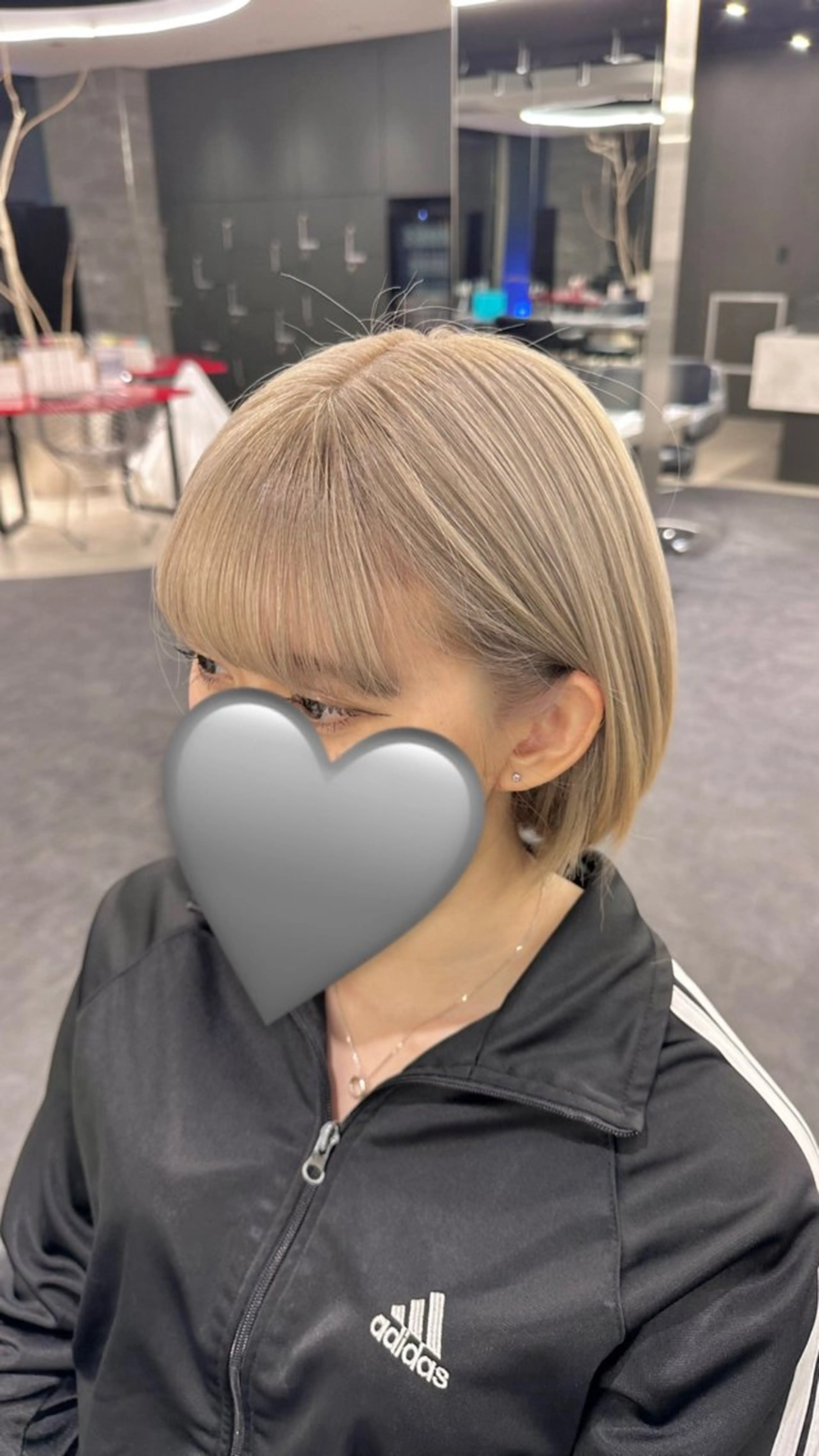 ショート カラー CREST所属・谷口 怜音のヘアスタイル