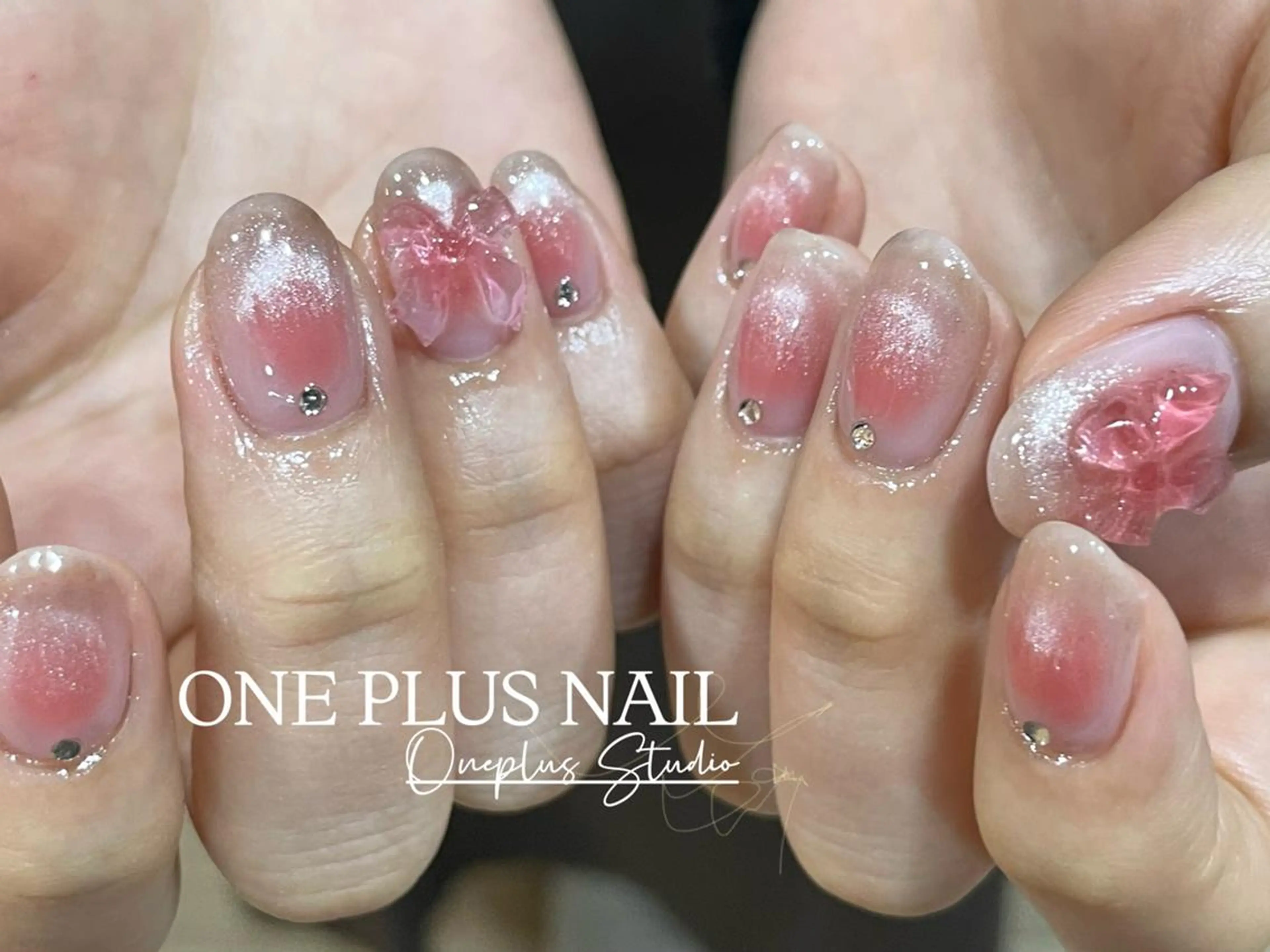 ネイル アートネイル オーロラネイル ガーリー キラキラネイル 韓国ネイル haruka 🧸のネイルデザイン