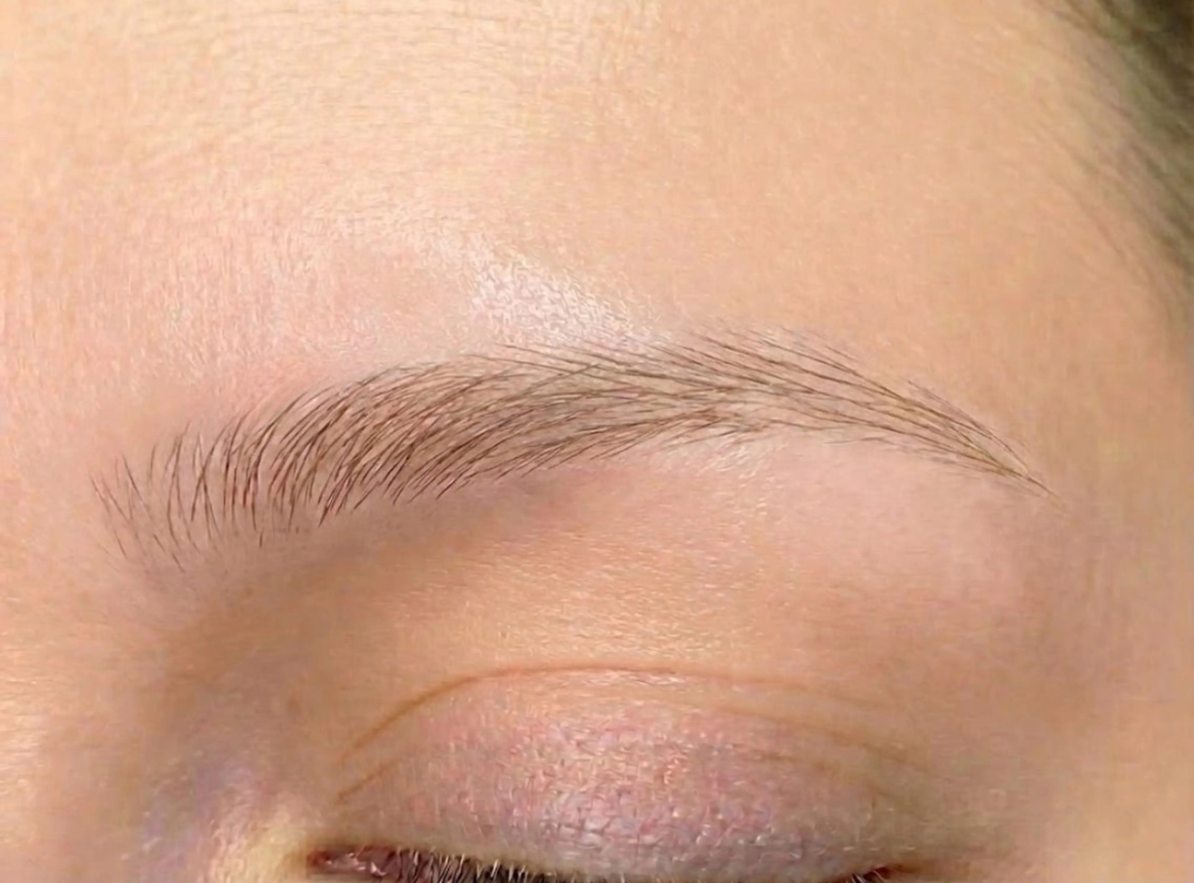 アイブロウ 眉毛ワックス脱毛 🍒仙台駅3分🫧 アイブロウサロン&αの眉毛・アイブロウイメージ