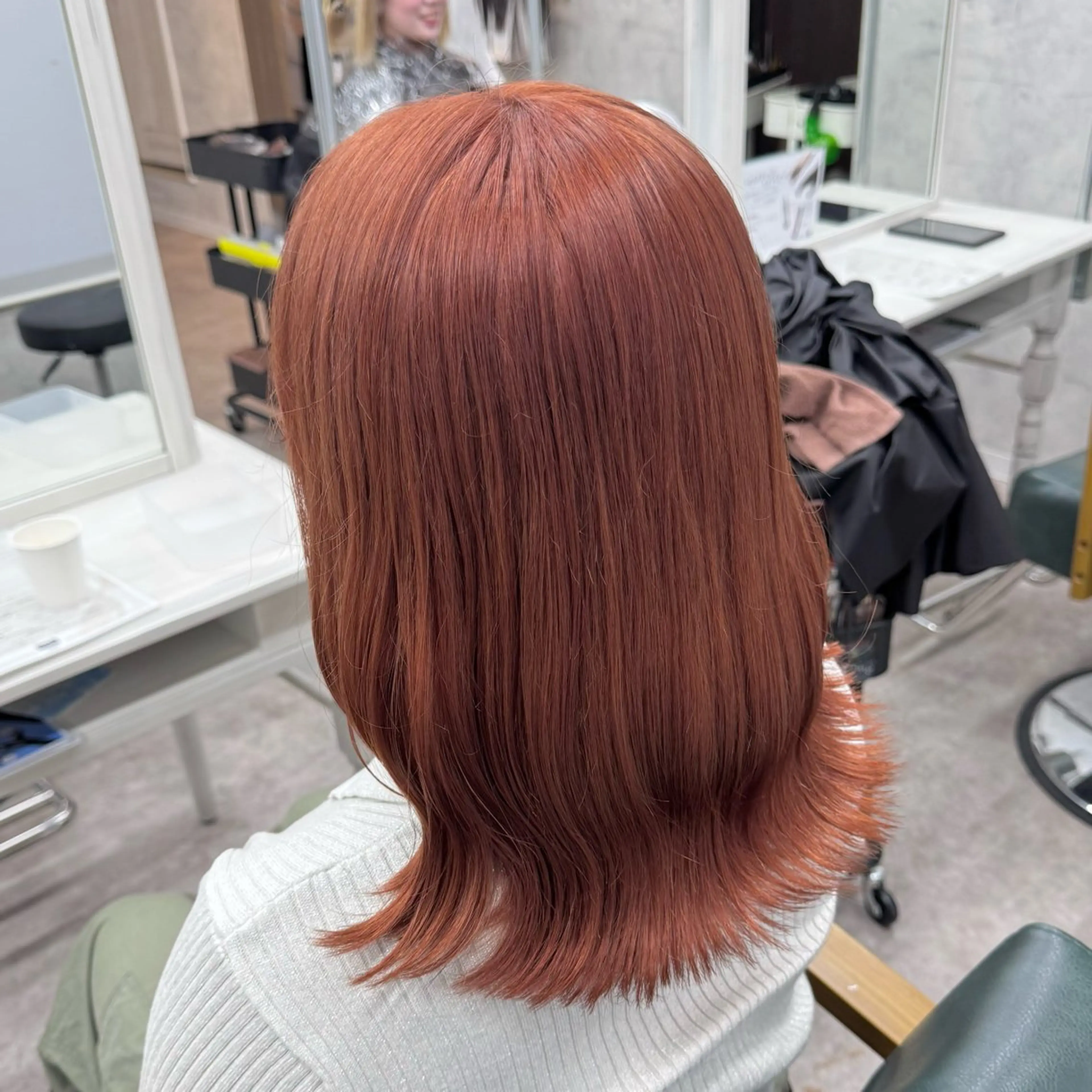 セミロング カラー カット ヘアカラー JUNSHIN🦋 ヘアセット／カラーのヘアスタイル