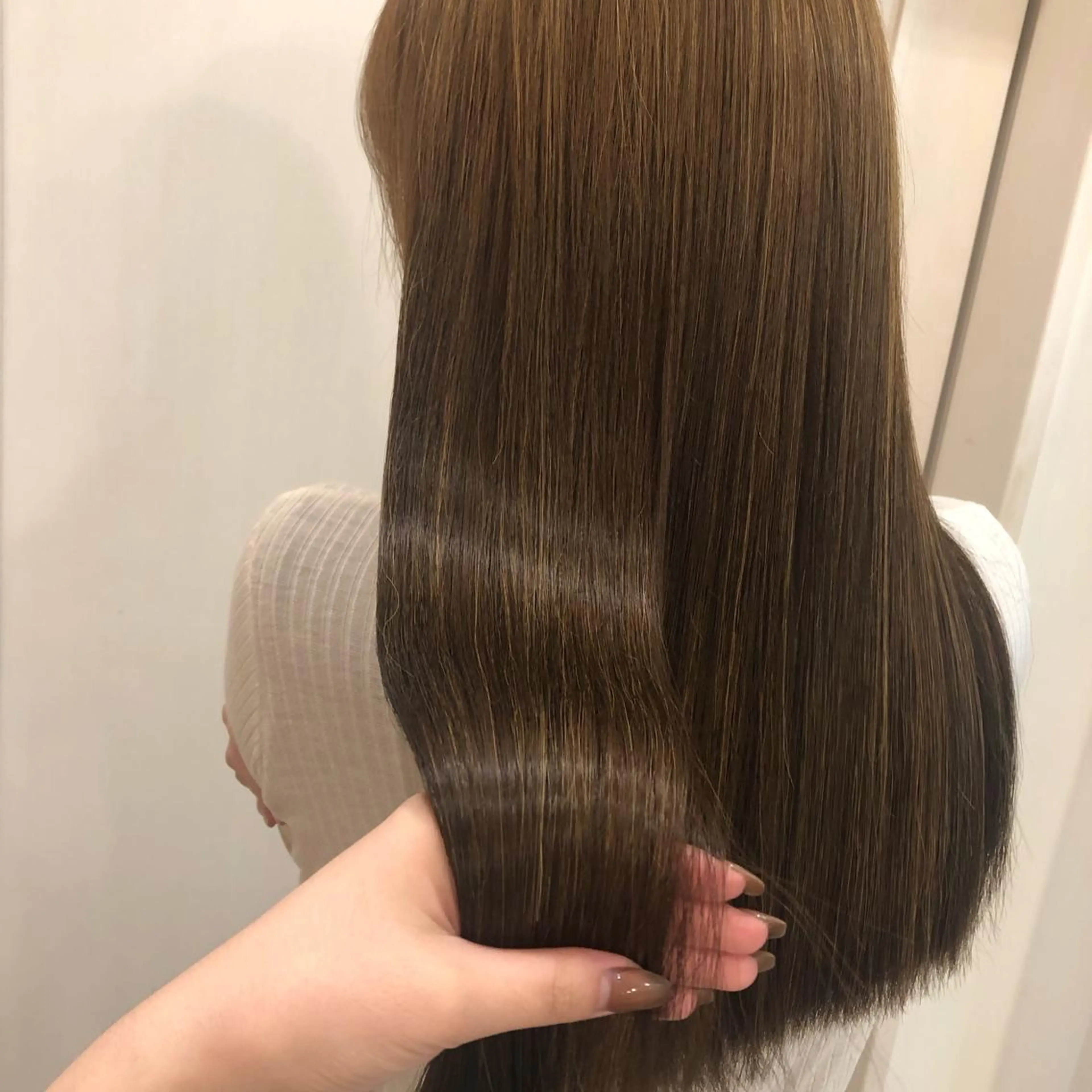 ロング 銀座／レイヤーカット 🤍内野すみれのヘアスタイル