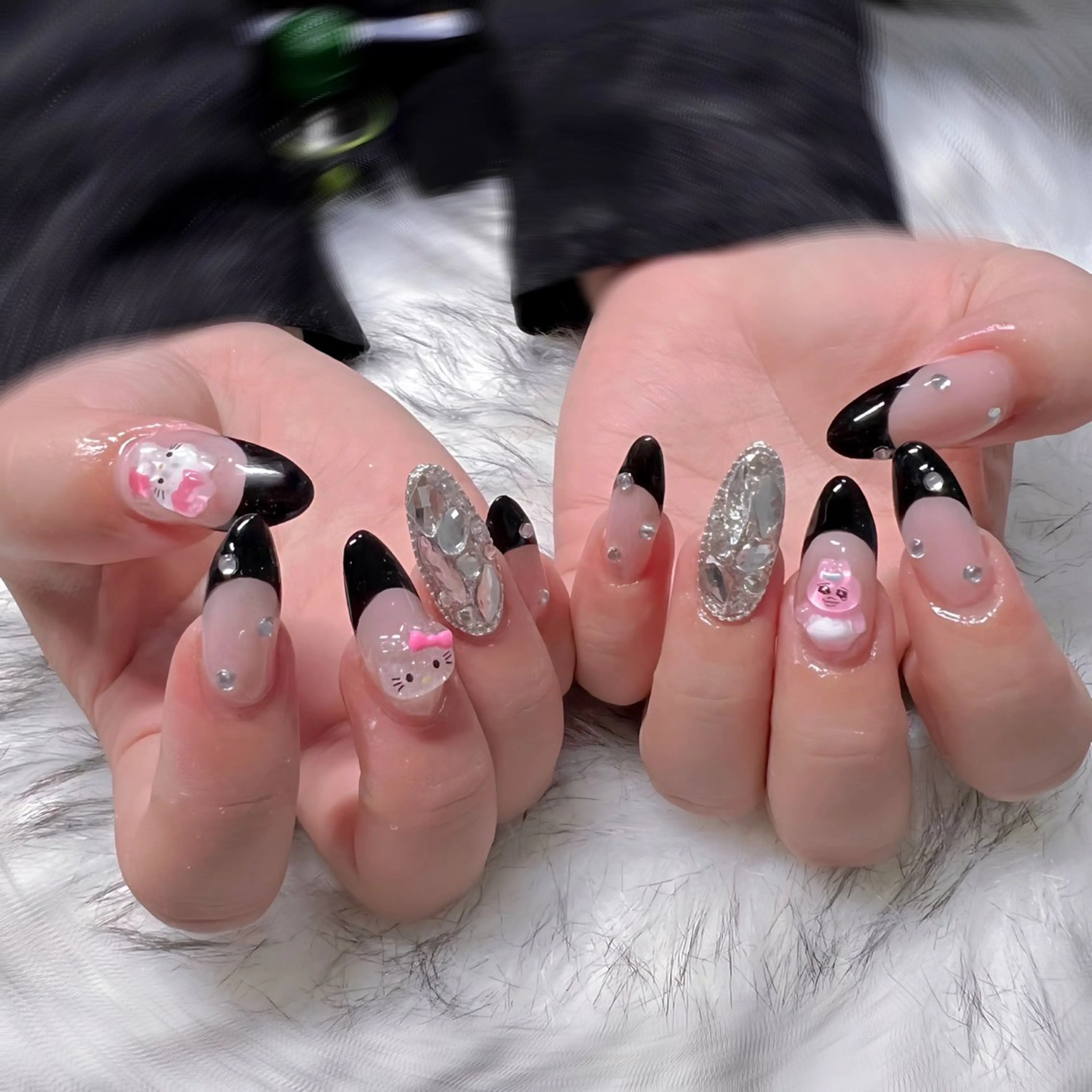 ロング ハンドネイル mao .のネイルデザイン