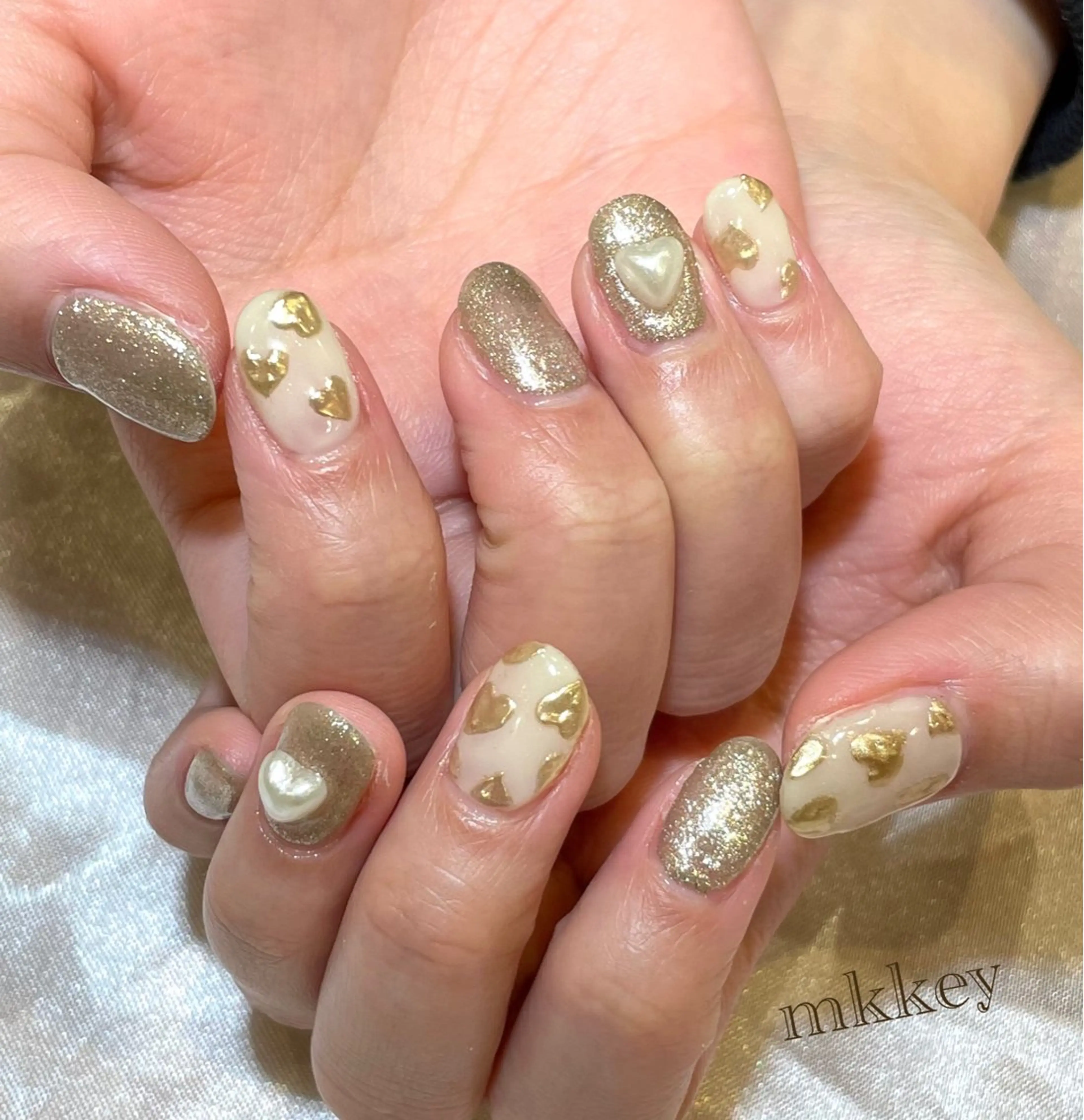 ネイル ハート ミラーネイル Liora所属・nail mnのネイルデザイン