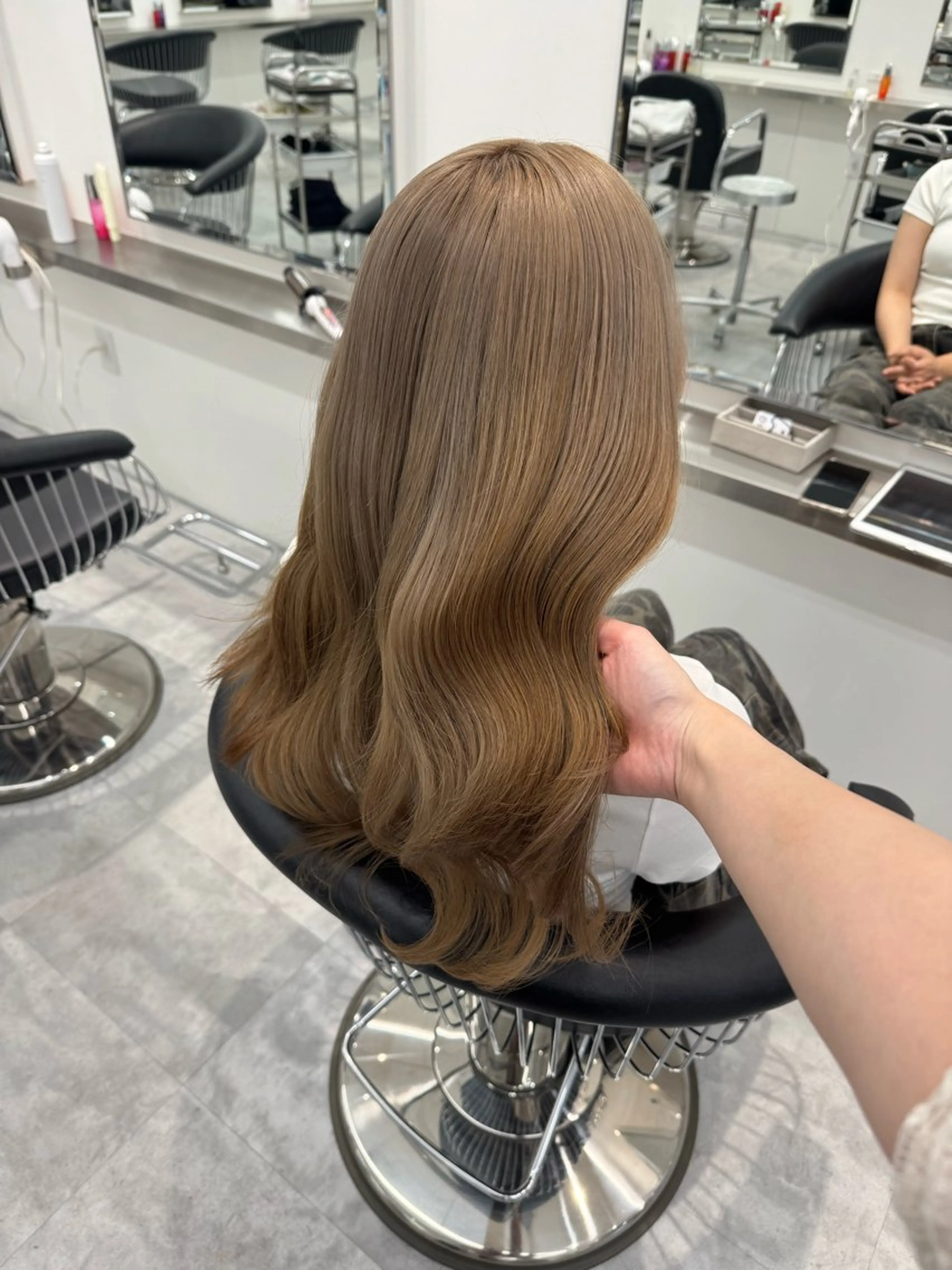 ロング カラー ブリーチ ヘアカラー ParveMix🍀 藤原愛未のヘアスタイル