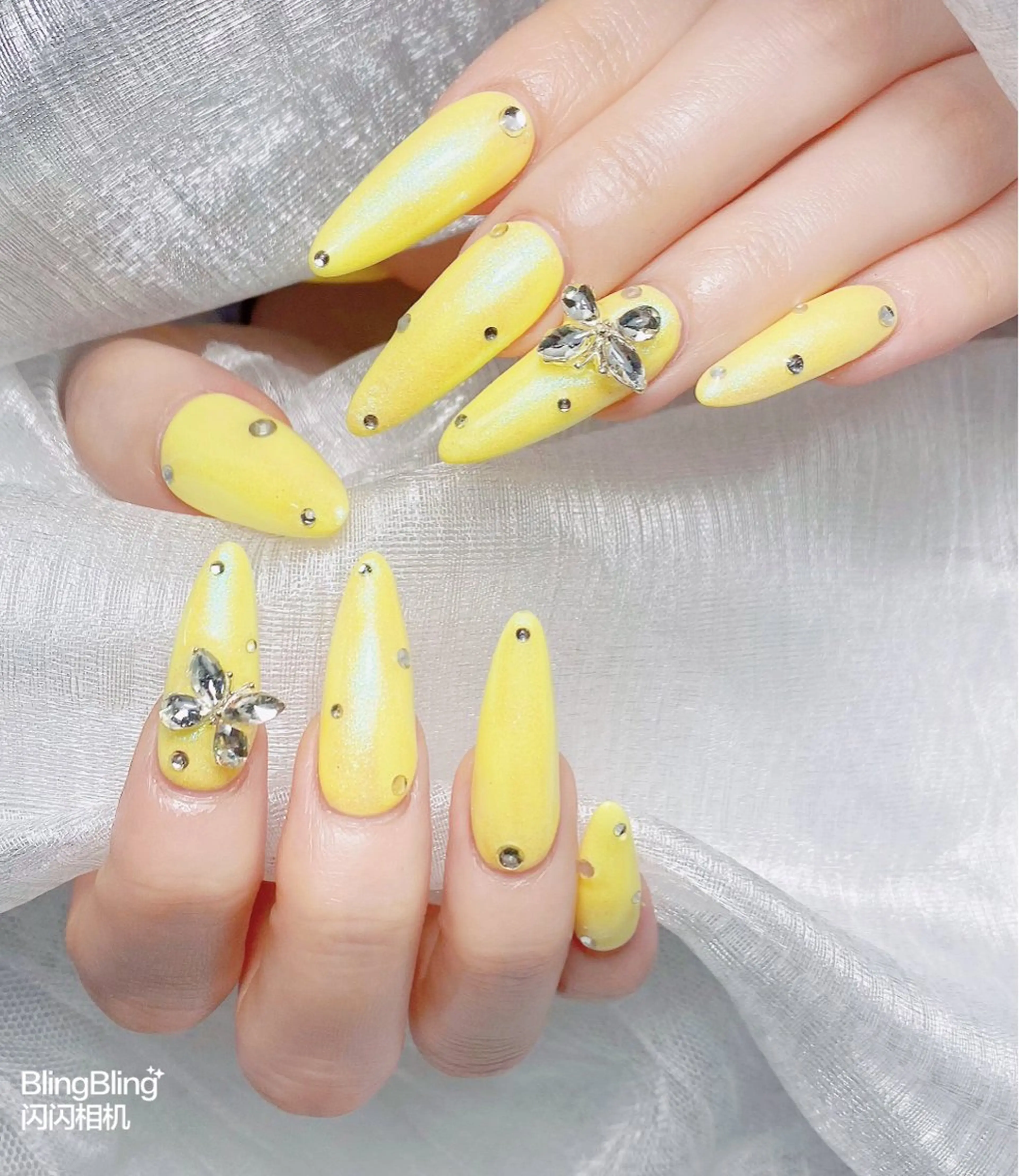 ネイル 長さ出し スカルプネイル ストーンネイル Zz nail salonのネイルデザイン
