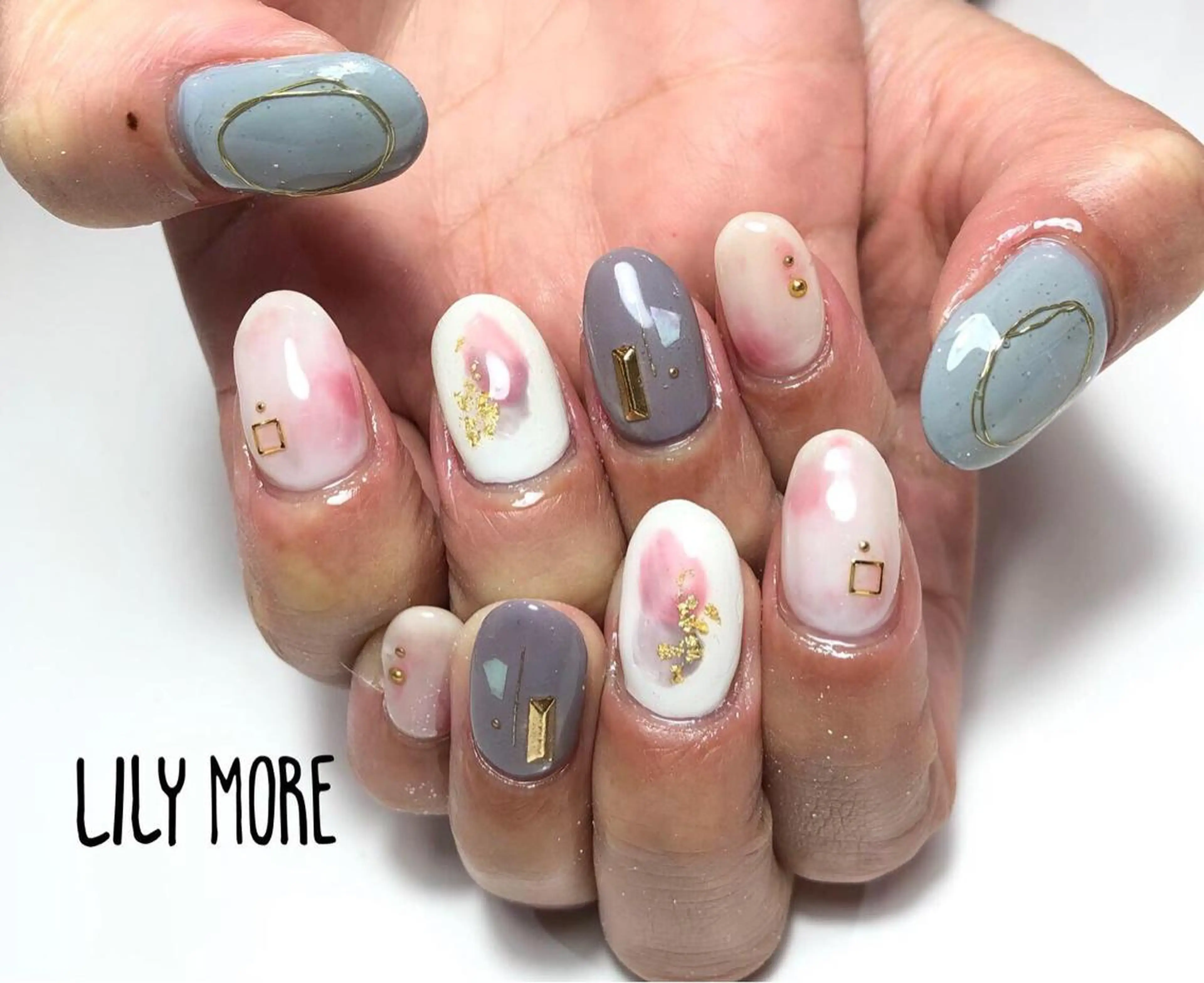 ネイル ニュアンスネイル Lily closetのネイルデザイン