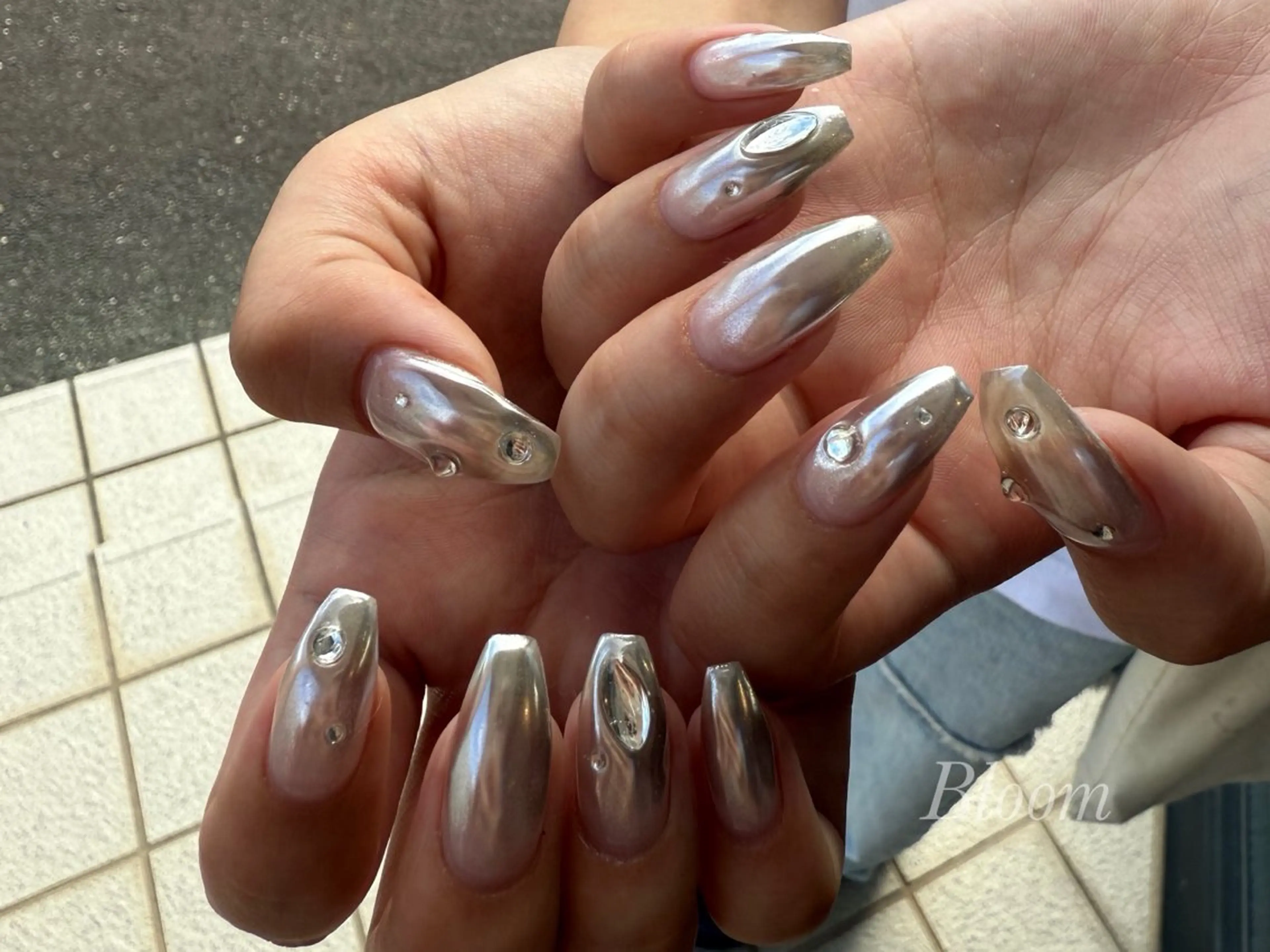 ネイル ミラーネイル ストーンネイル Bloom a nail studio所属・松下 未来のネイルデザイン