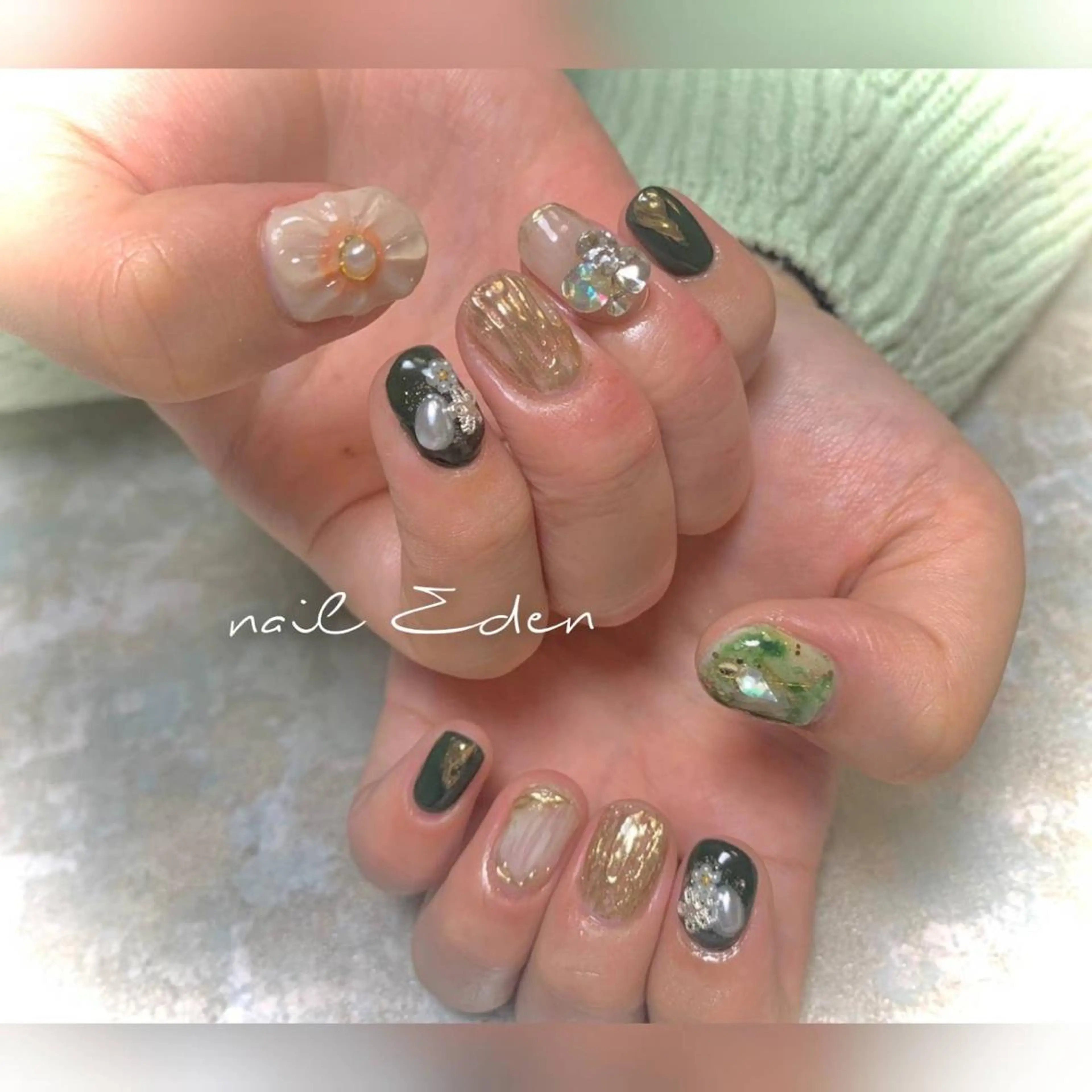 ネイル 成人式 持ち込み ハンドネイル ハンドケア Eden　private nail saron所属・Eden ♾️のネイルデザイン