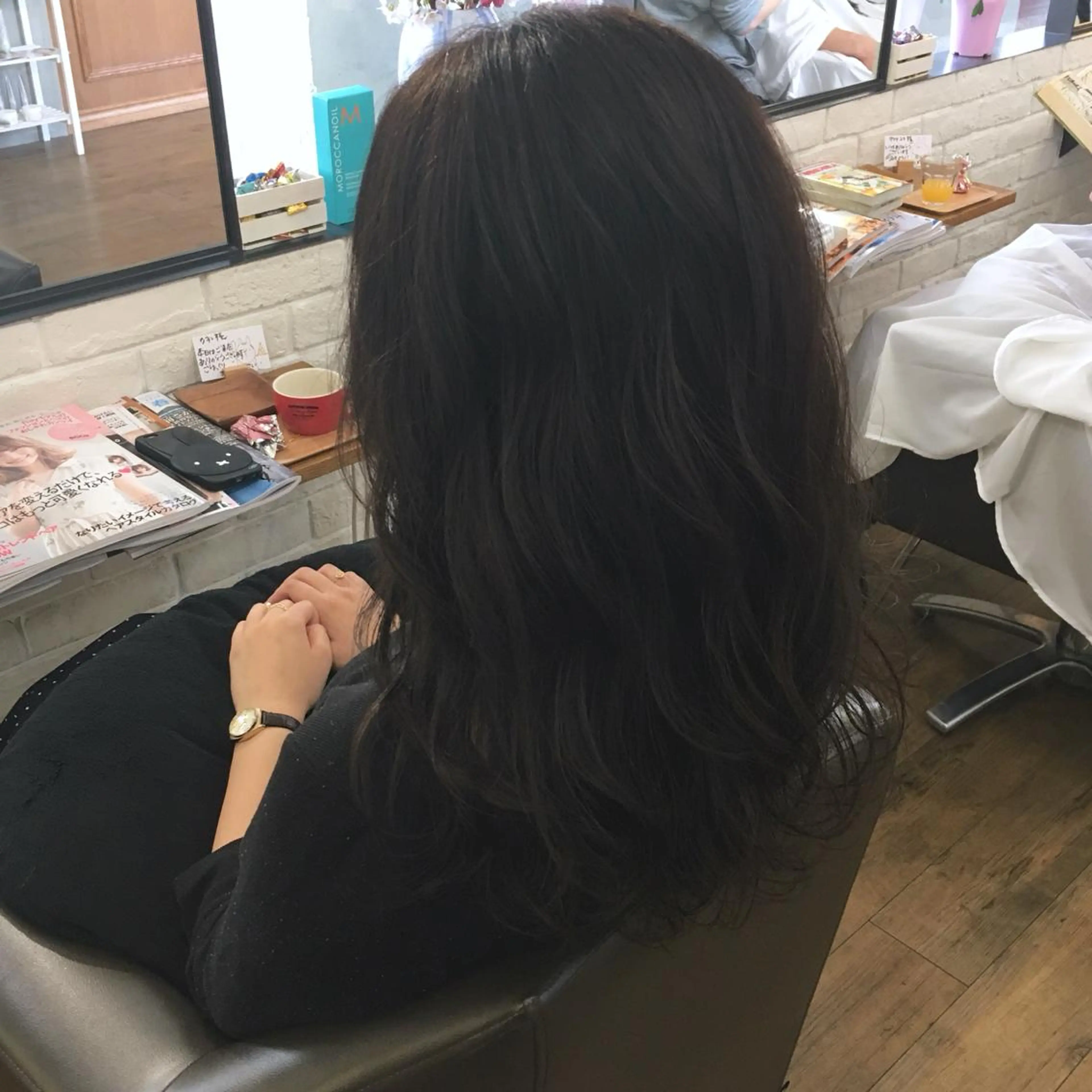 ロング カラー アディクシーカラー 透明感カラー トリートメント 上川 美幸のヘアスタイル
