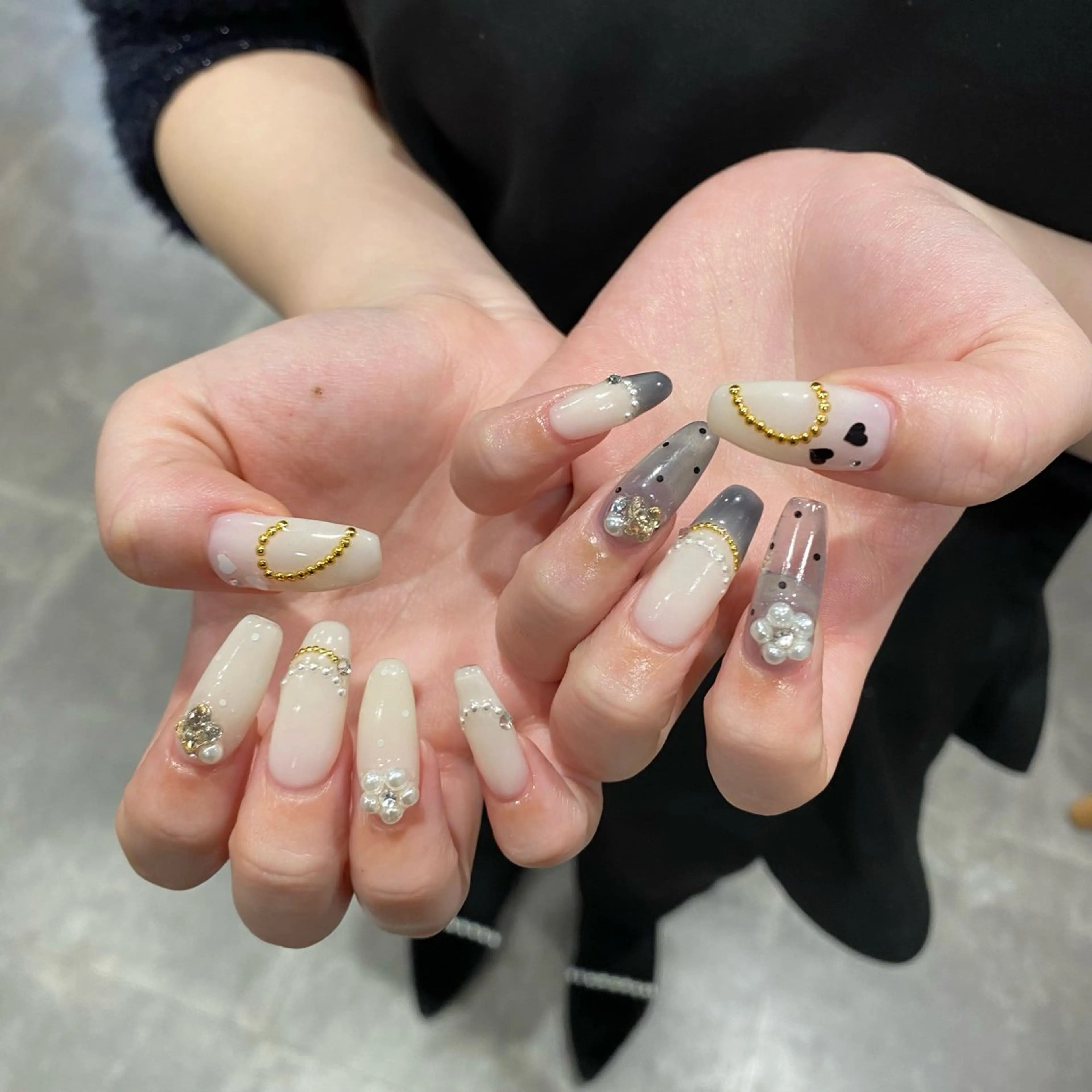 ネイル アンジェリカミッシェル関内店所属・内海 千尋のネイルデザイン