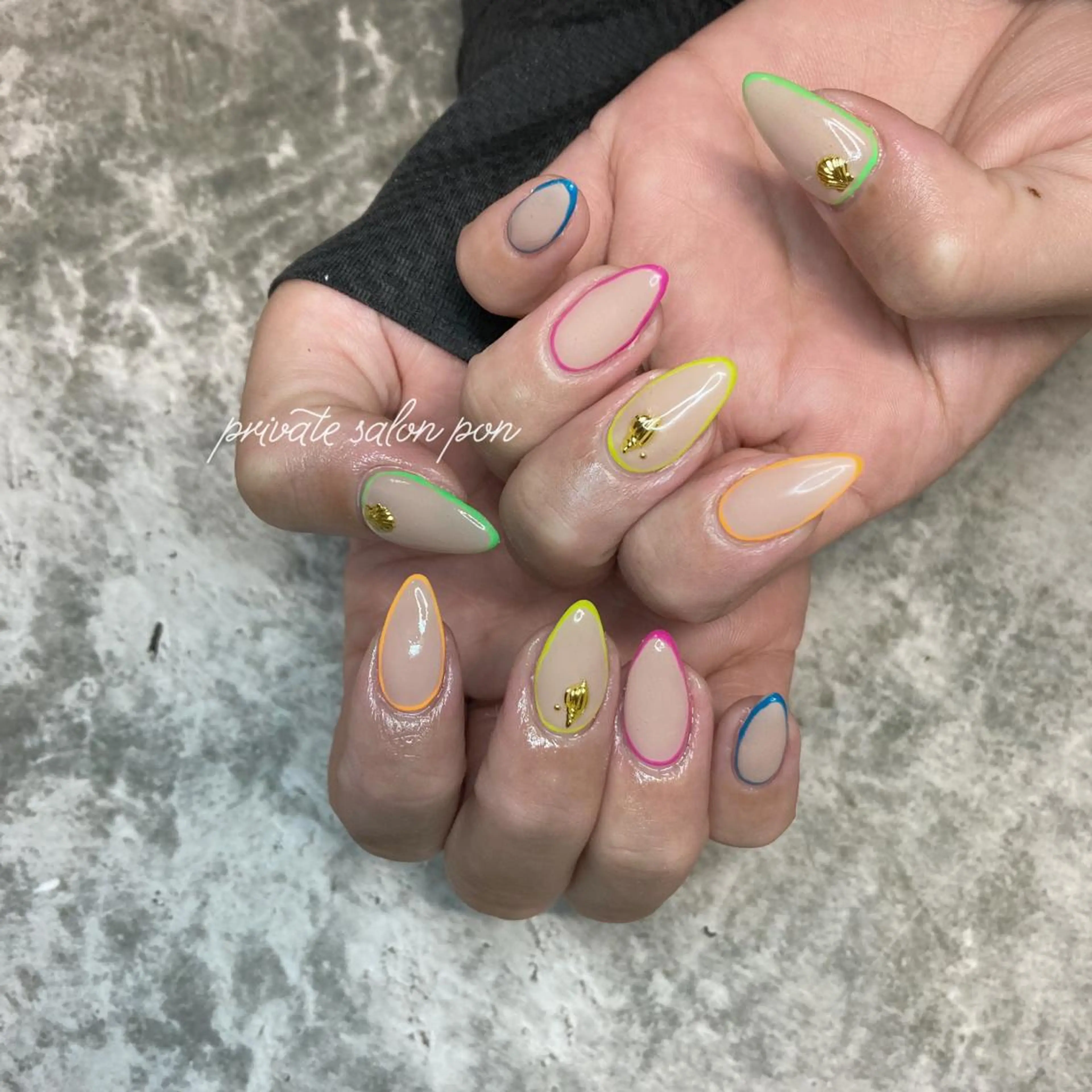 ネイル ハンドネイル private salon　ponのネイルデザイン