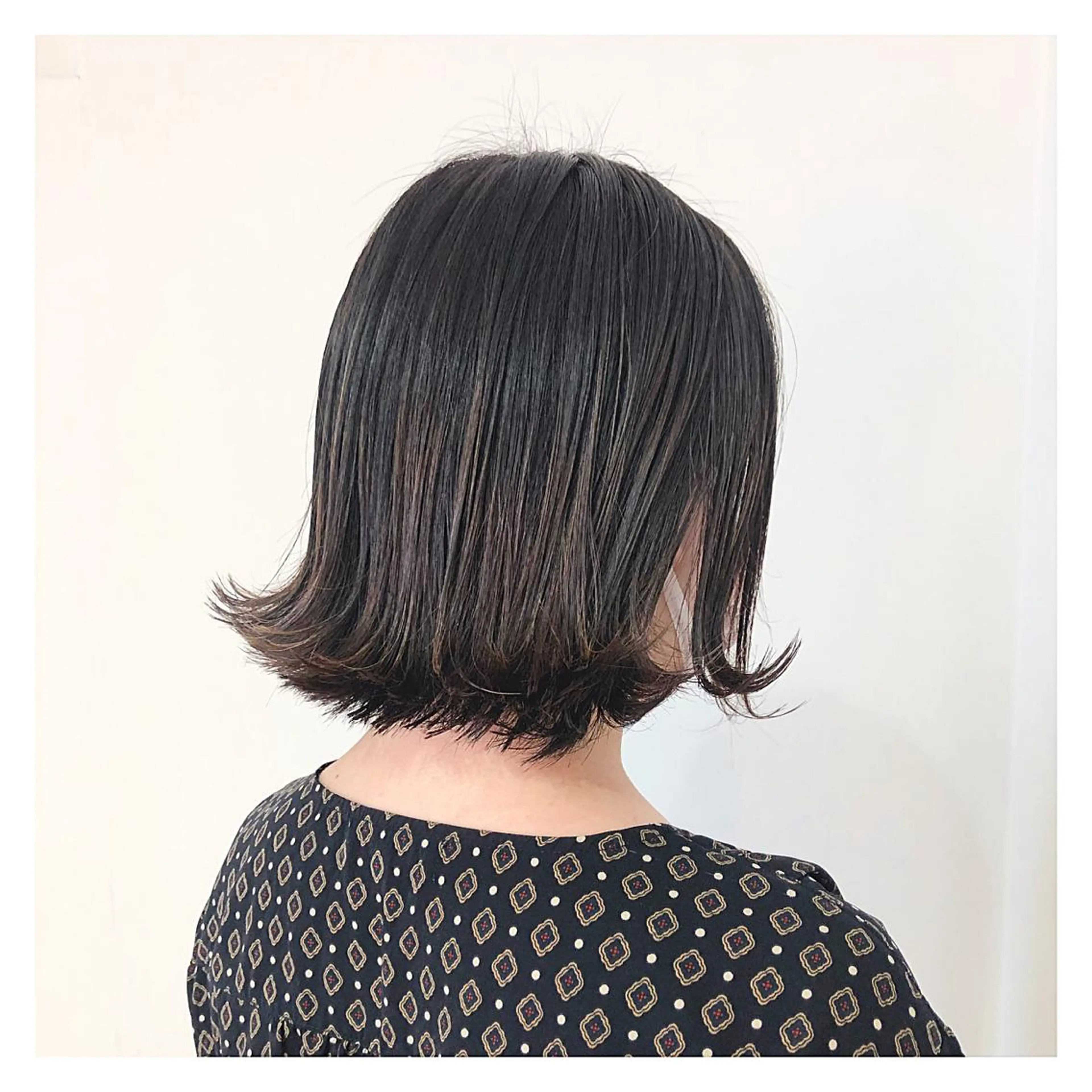 ミディアム eon 八王子所属・癖毛、多毛の方歓迎 三浦　麻衣のヘアスタイル