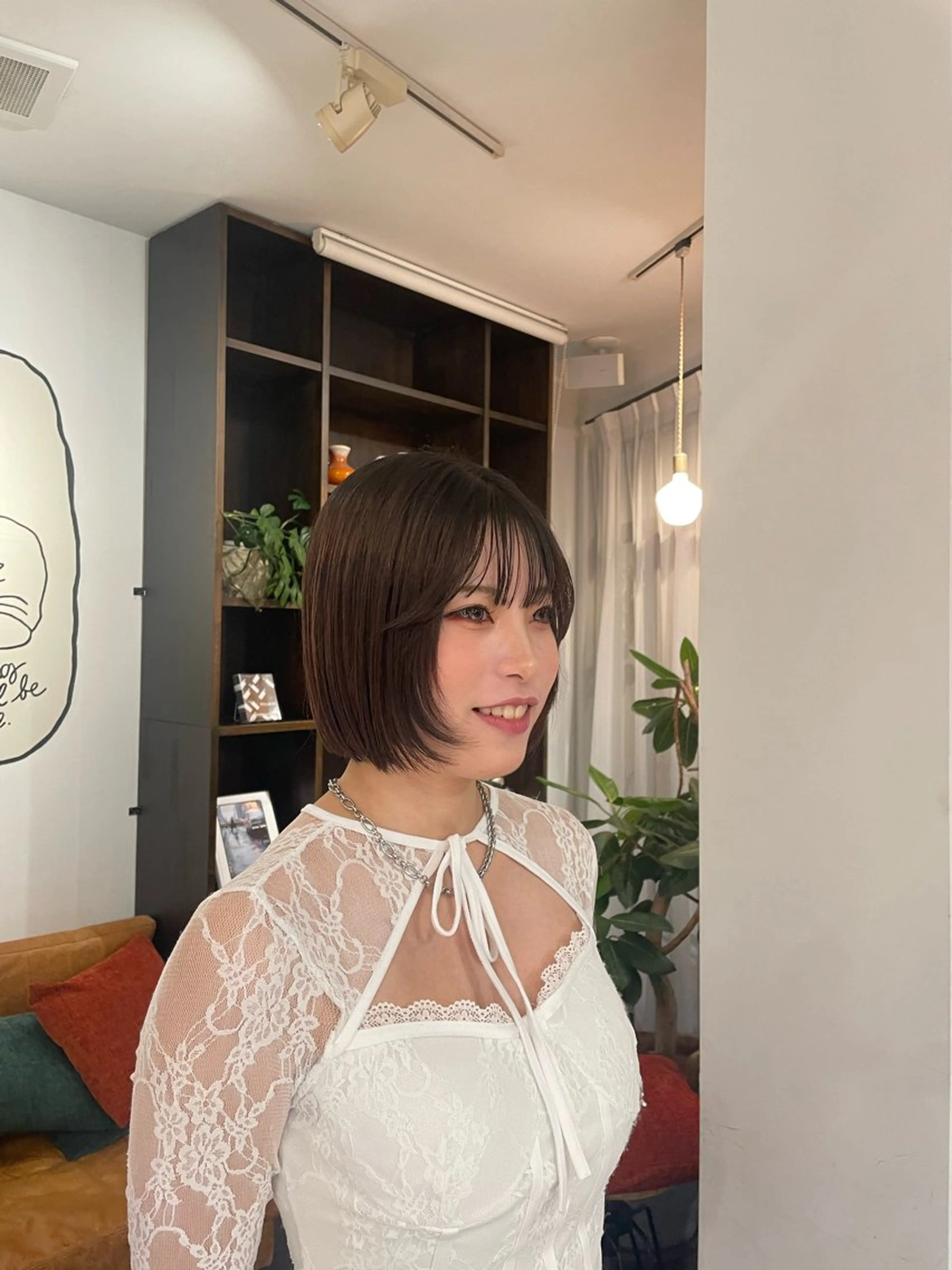 ミディアム ボブ レイヤーカット 小顔カット romano【ロマーノ】大泉学園所属・西野 優夏のヘアスタイル