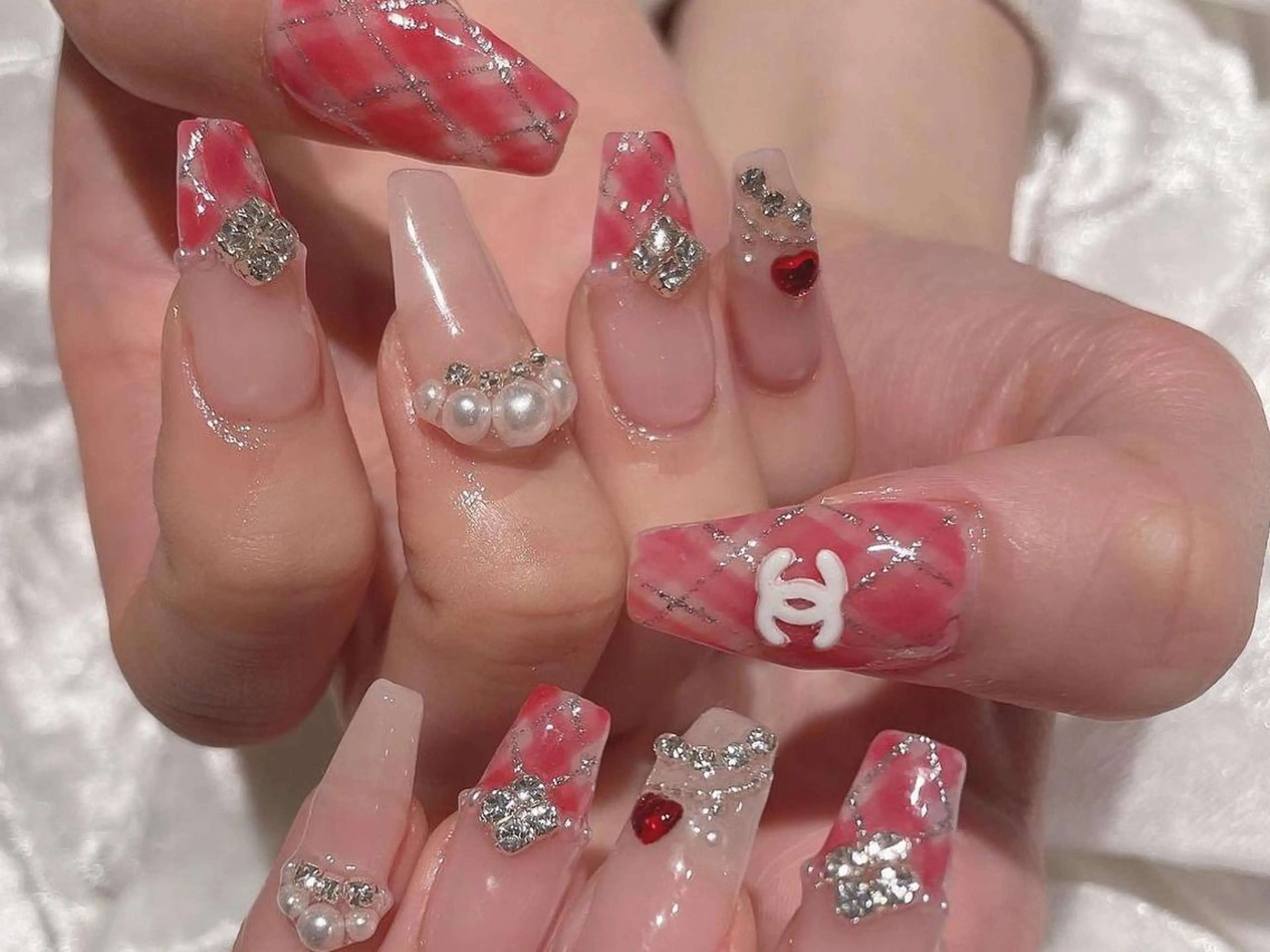 ネイル ハンドネイル VIVIAN リサのネイルデザイン