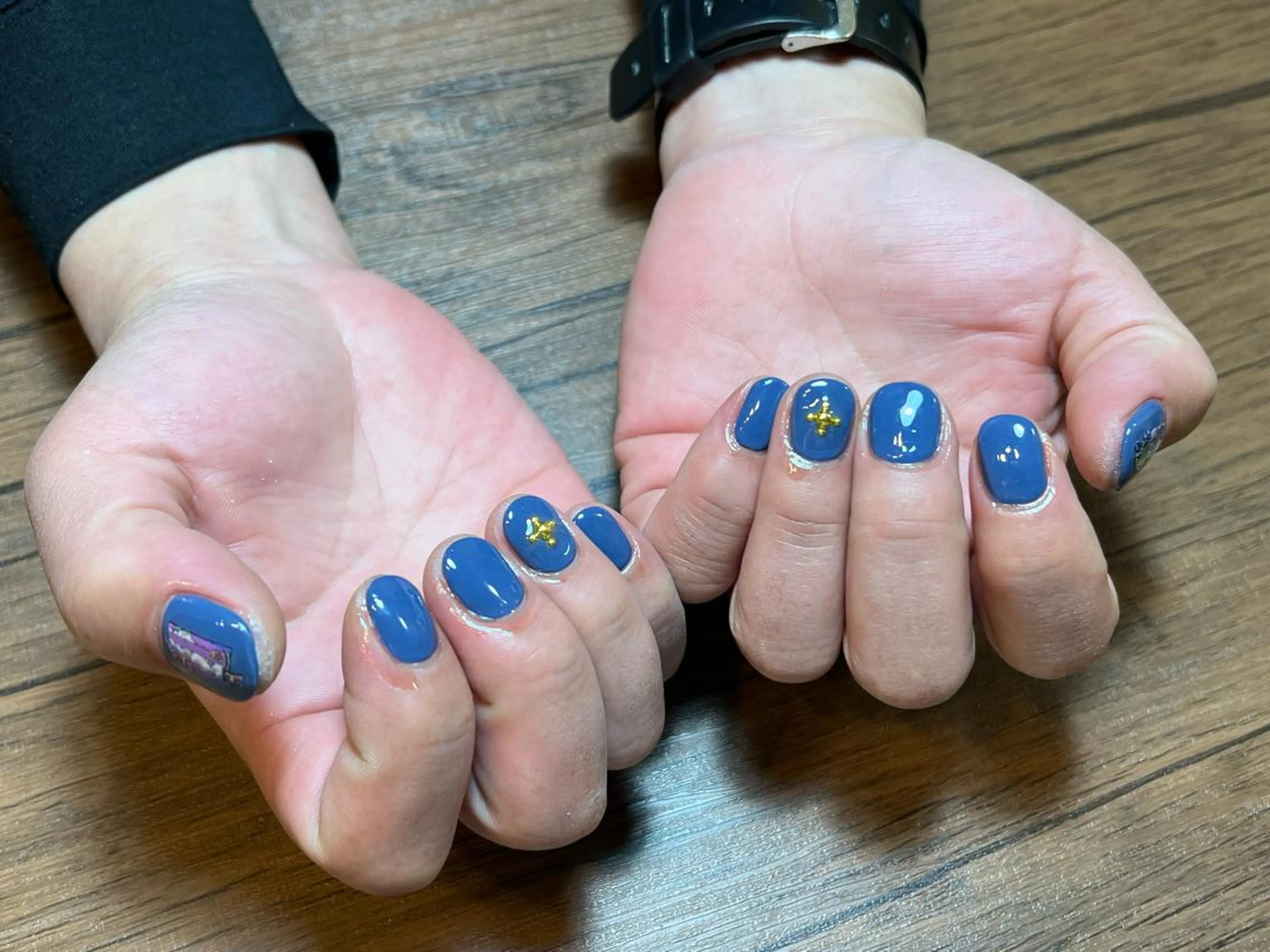 ネイル メンズネイル ハンドネイル HENRIETTA NAILSALONのネイルデザイン