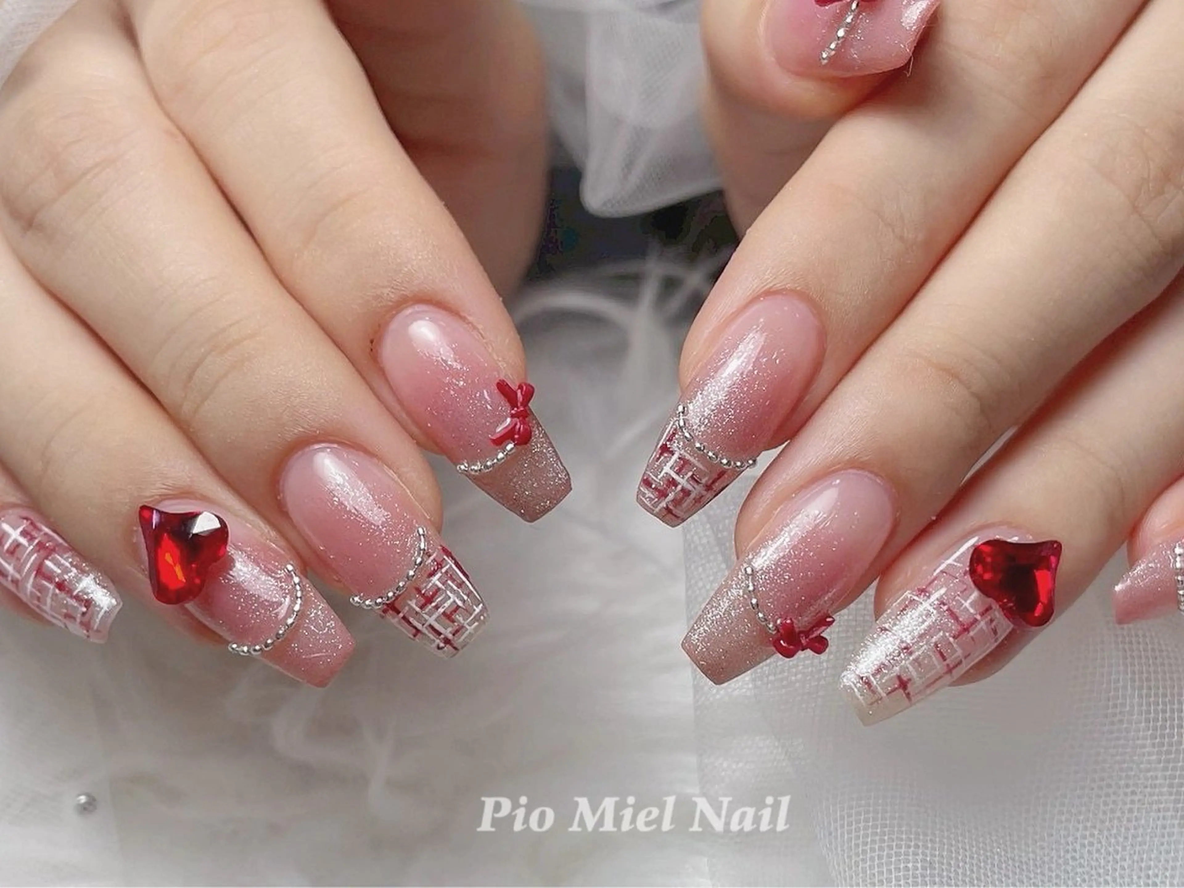 ネイル ハンドネイル HANA 長さだしのネイルデザイン