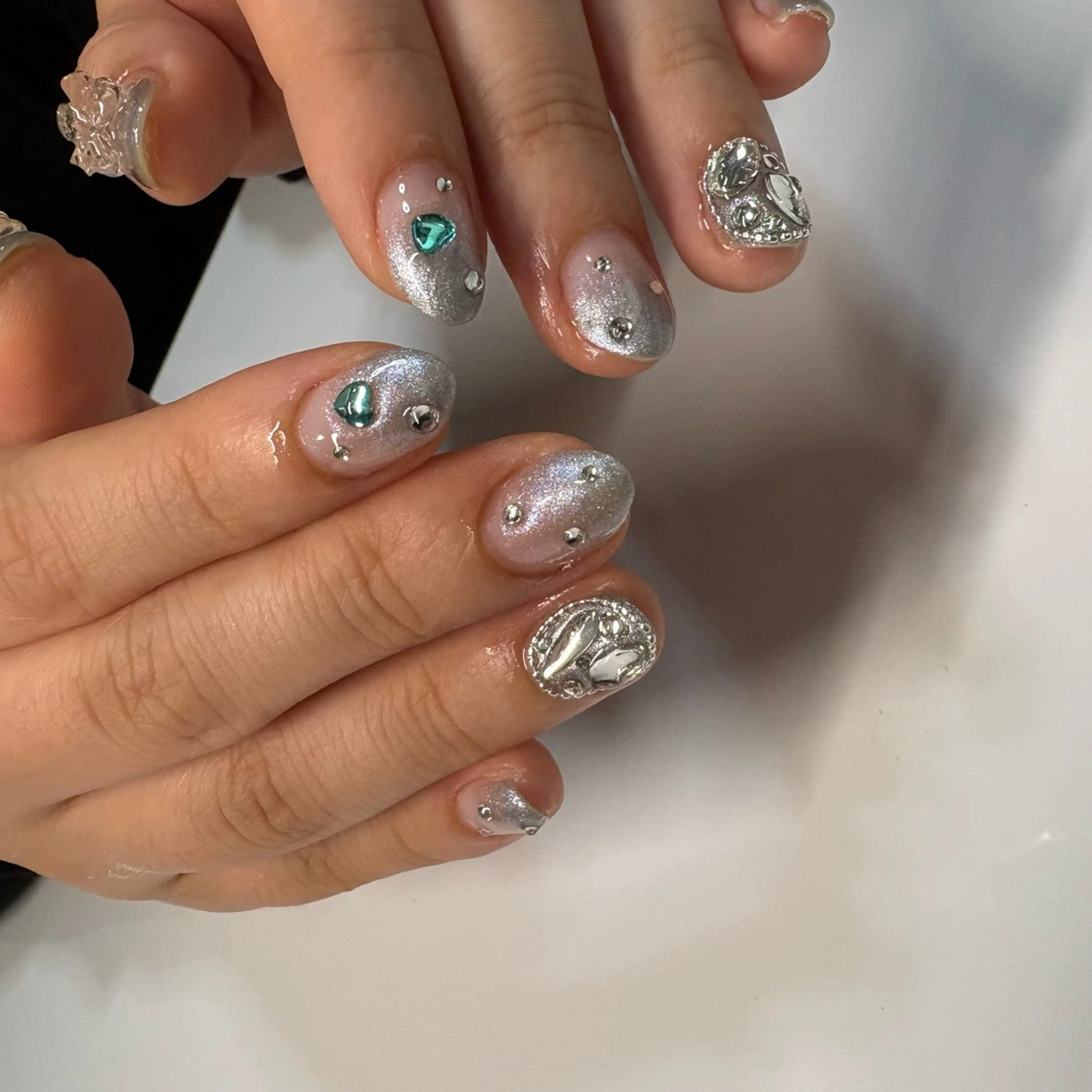 ネイル ハンドネイル ハンドケア 中村 渚のネイルデザイン