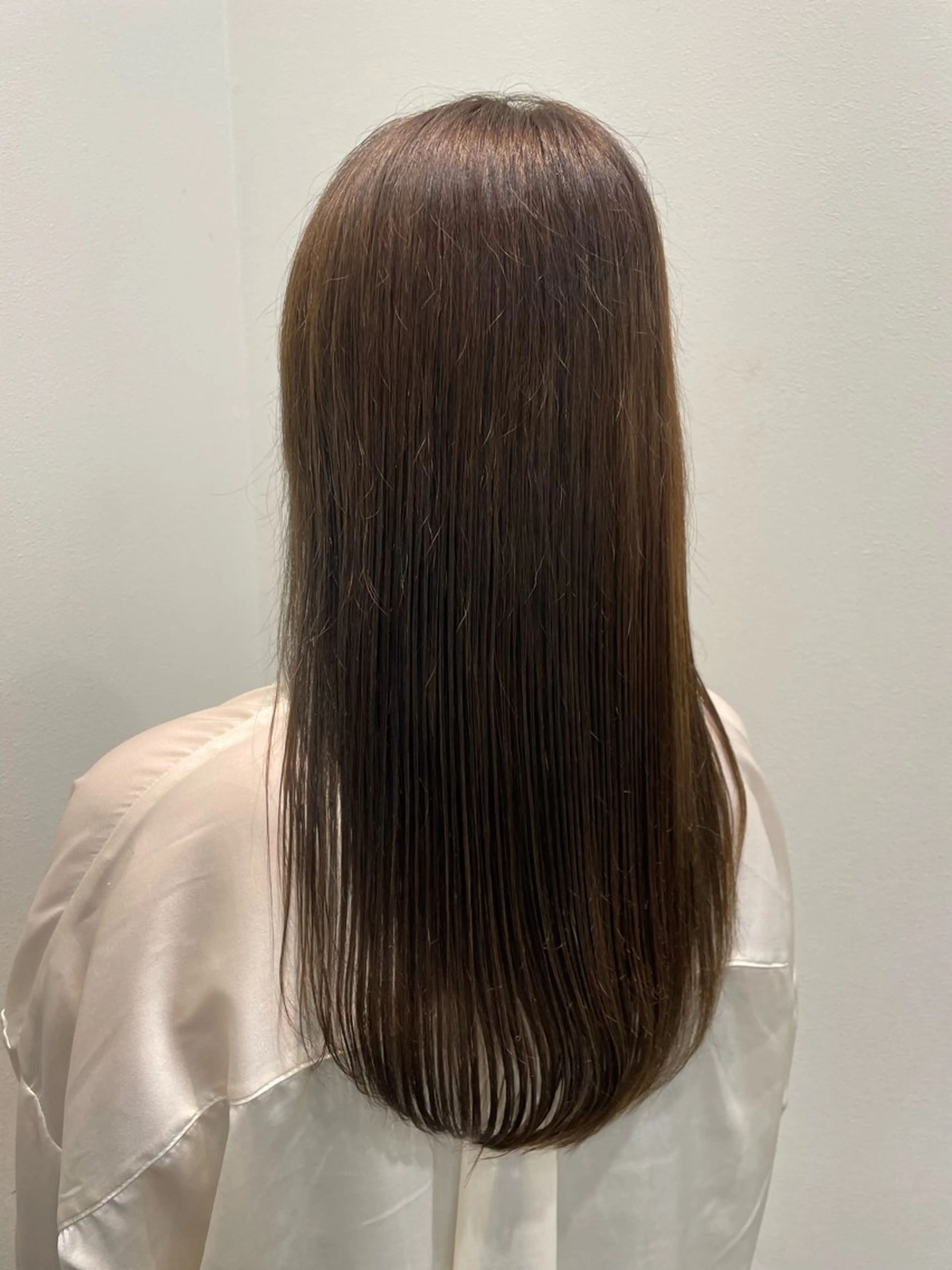 カラー 富口 桂の眉毛・アイブロウイメージ